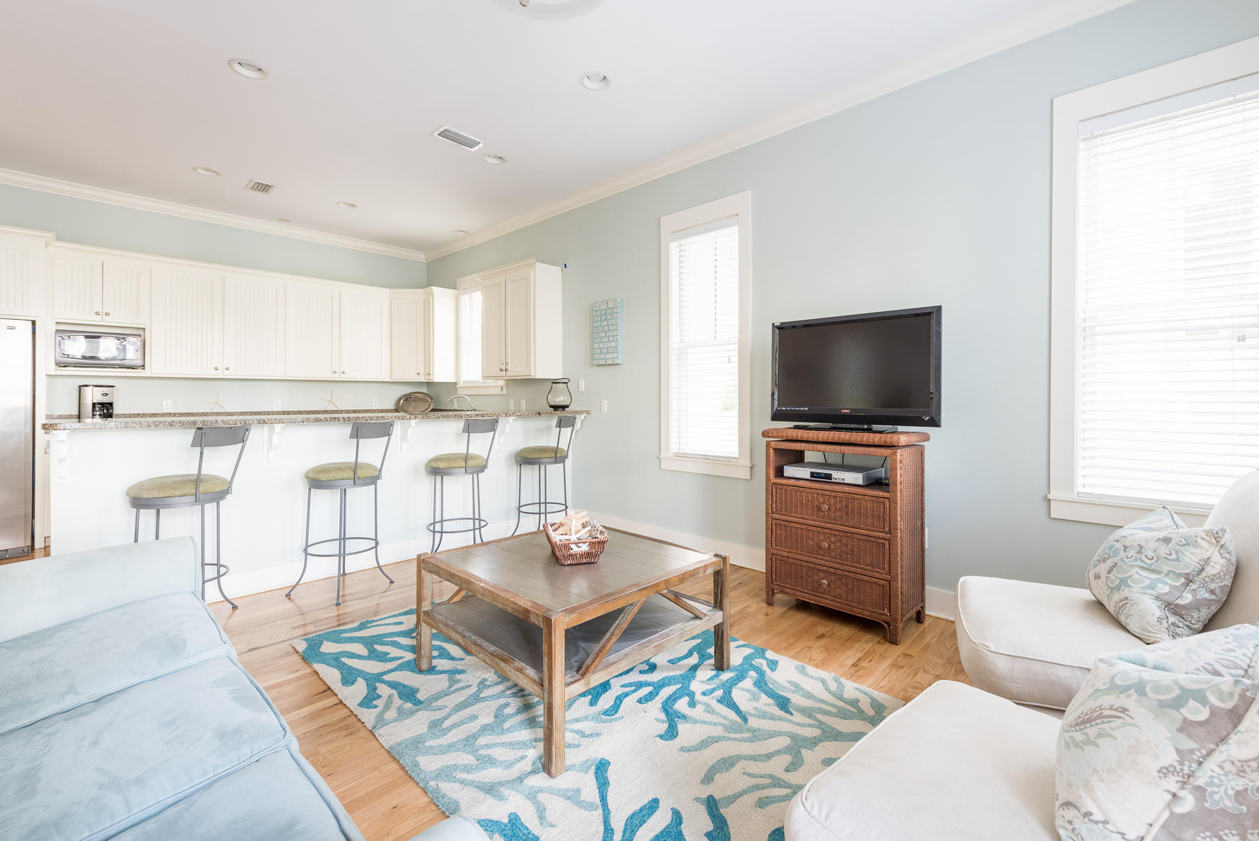 WATER'S EDGE - Residential