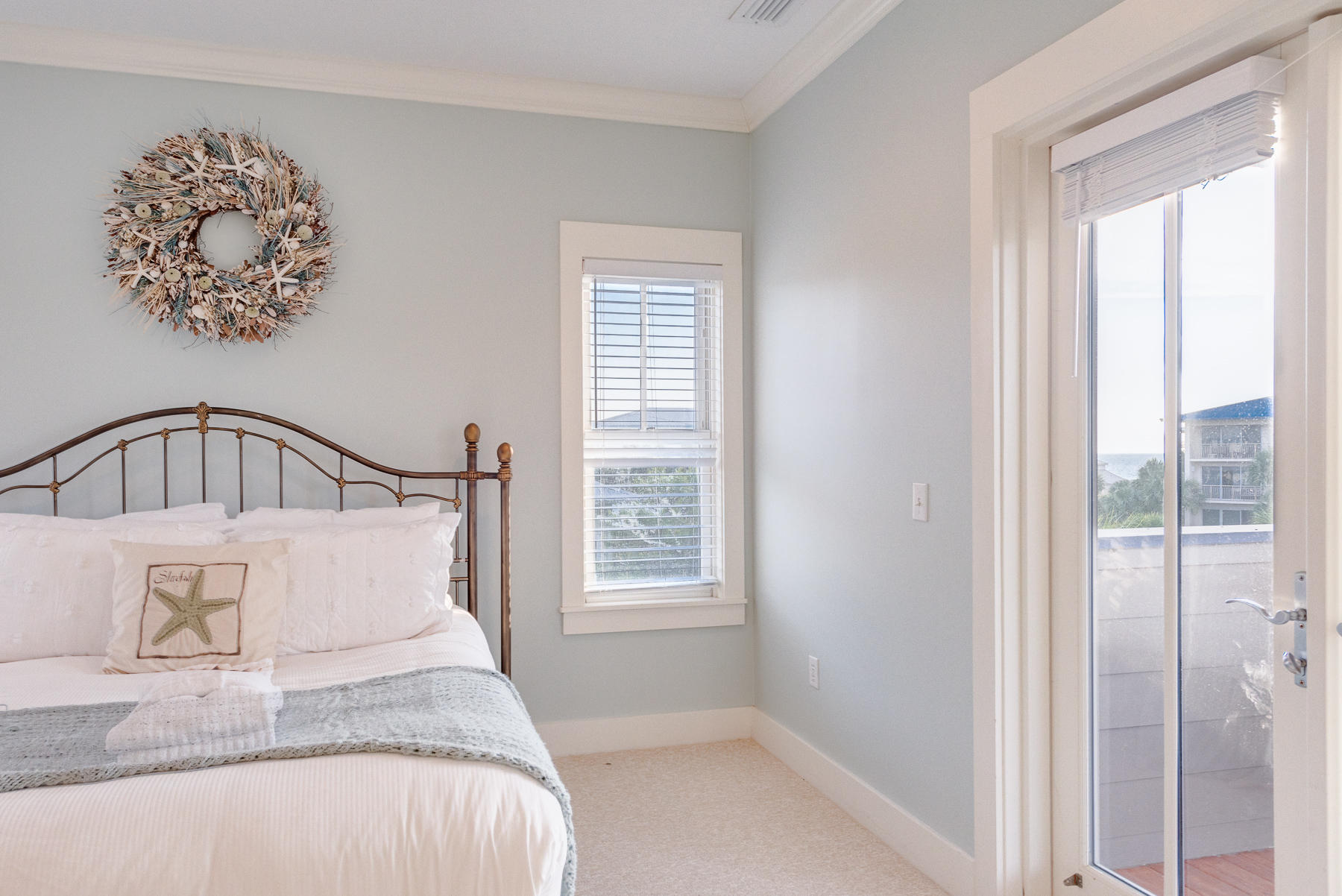 WATER'S EDGE - Residential