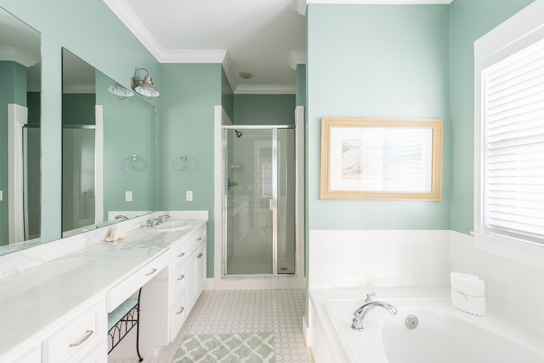 WATER'S EDGE - Residential