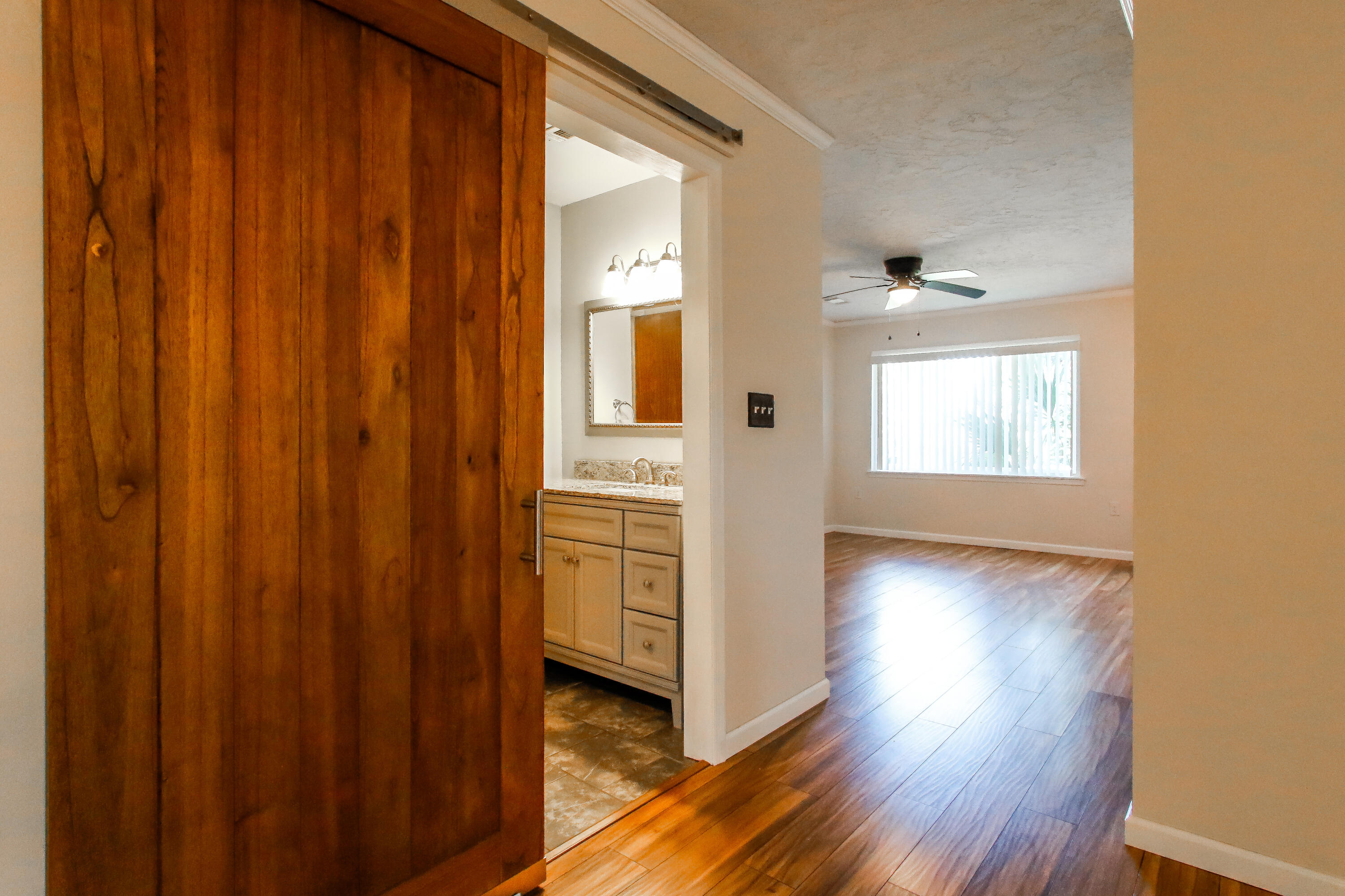 PORT DIXIE - Residential Lease