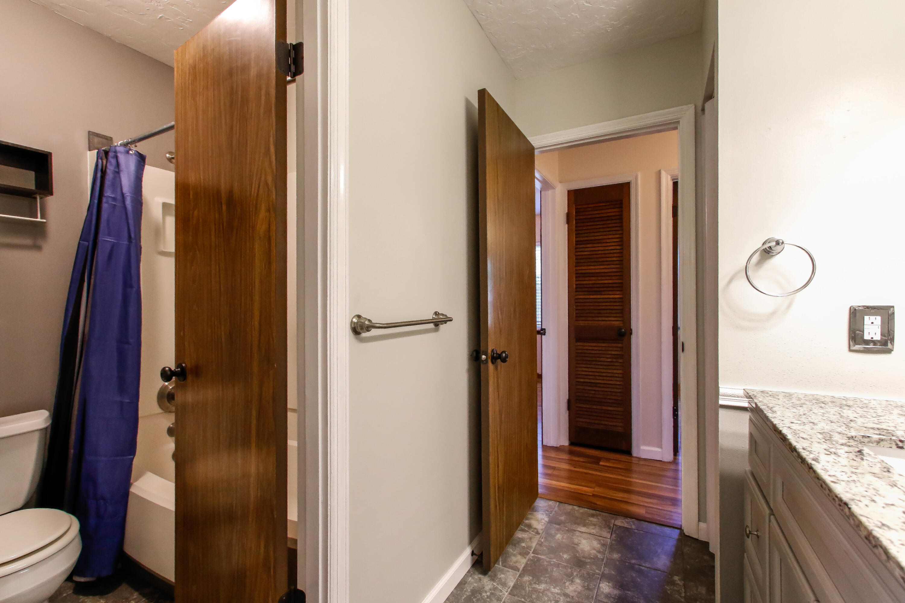 PORT DIXIE - Residential Lease