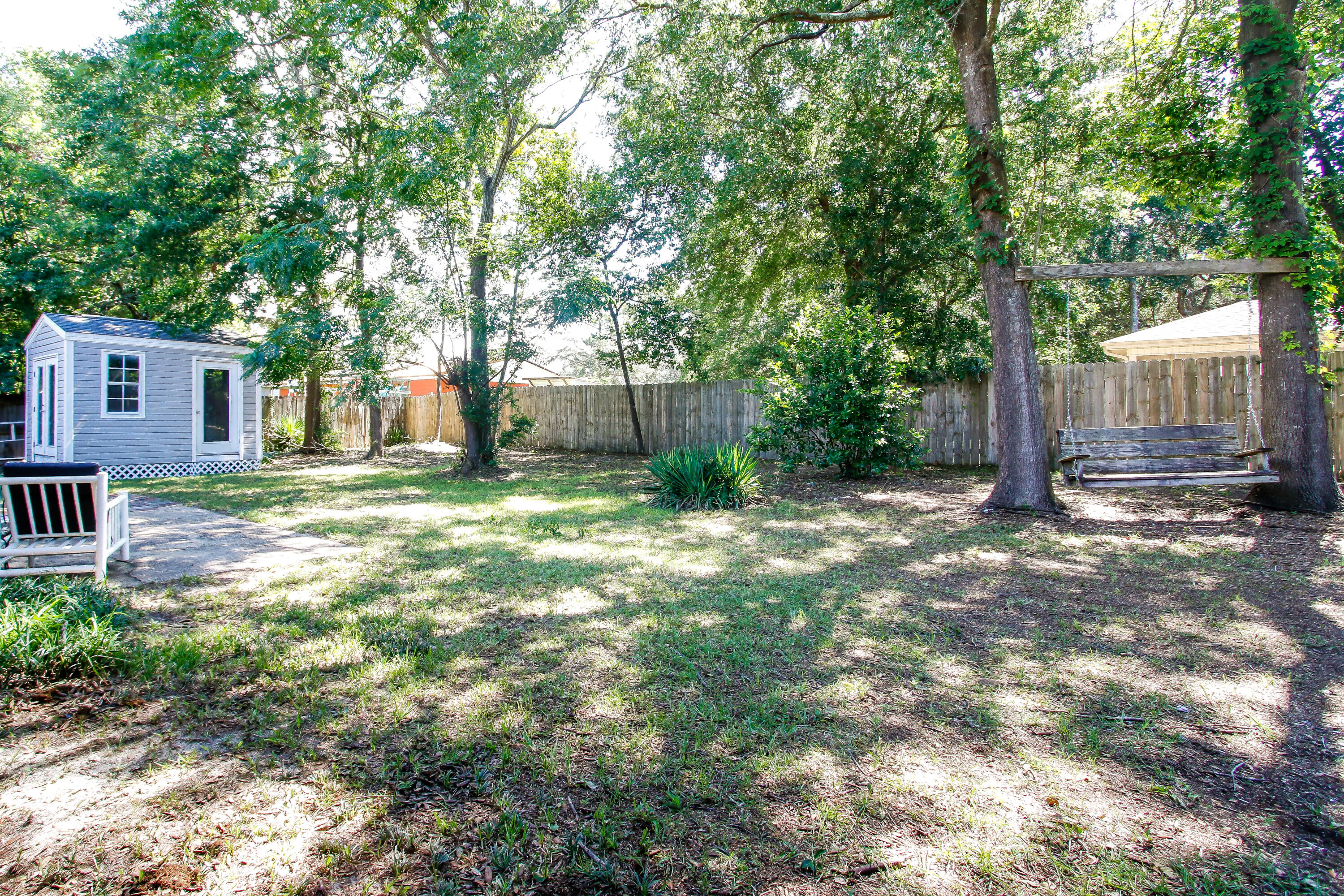 PORT DIXIE - Residential Lease