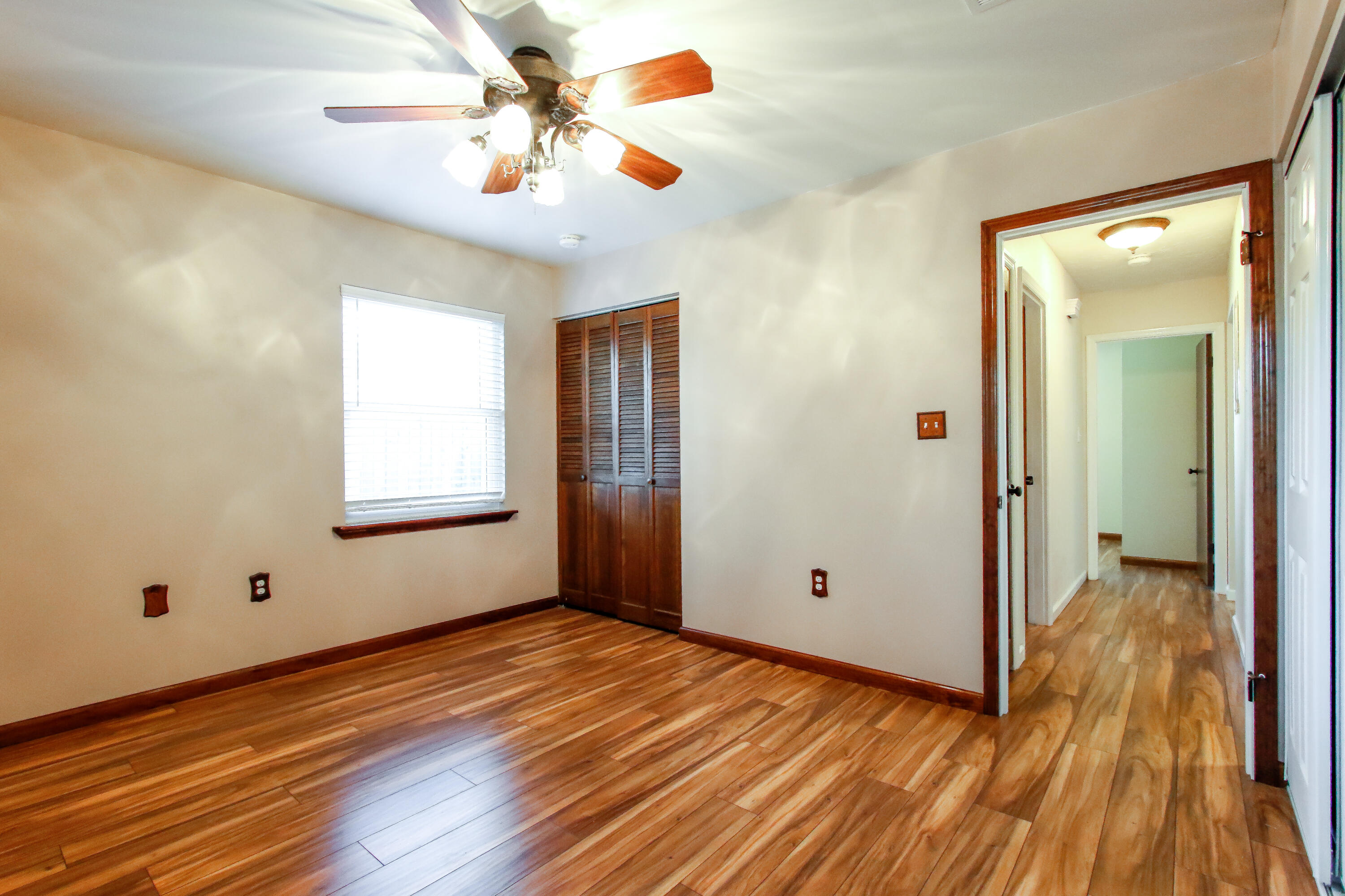 PORT DIXIE - Residential Lease