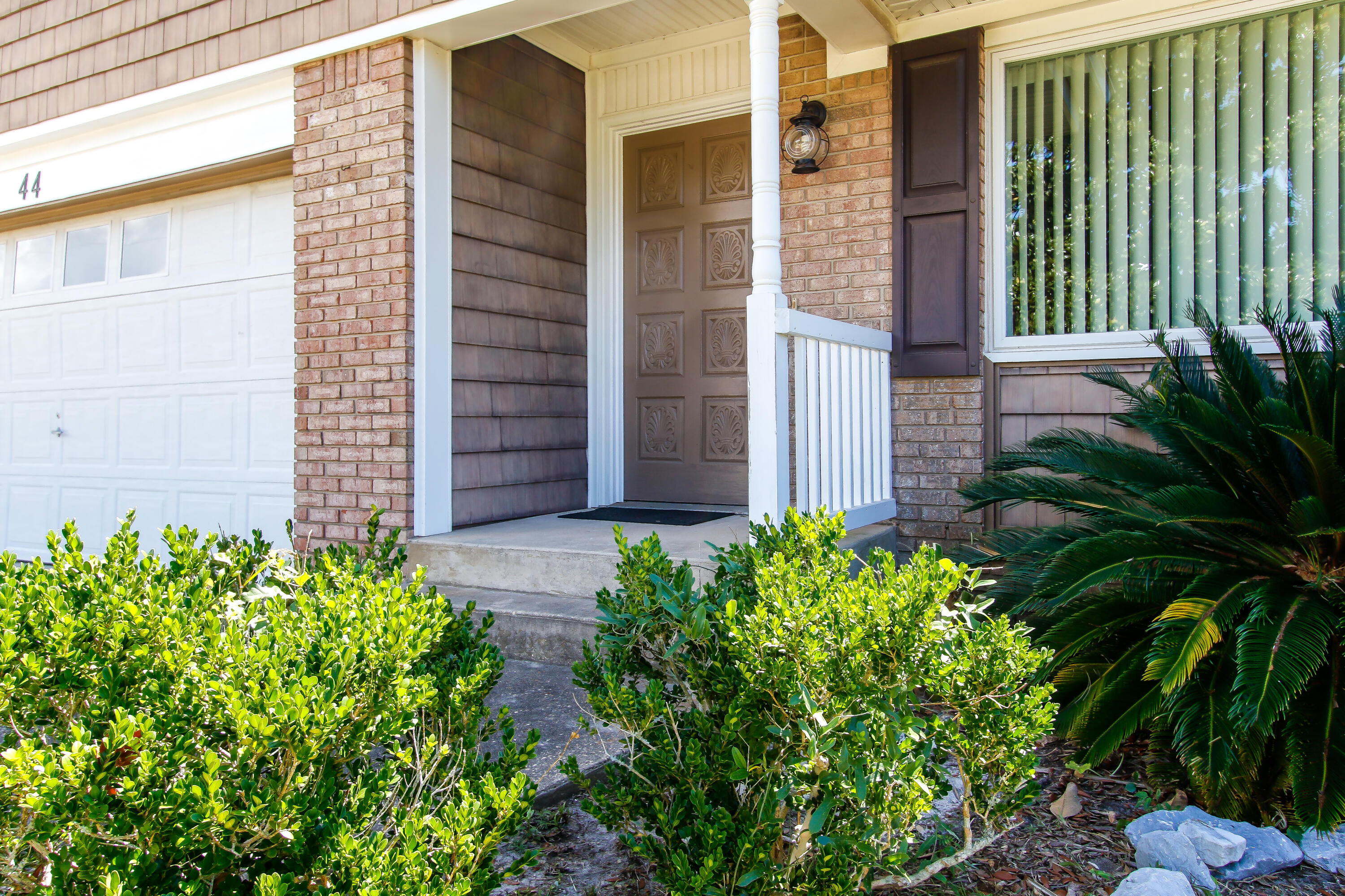 PORT DIXIE - Residential Lease