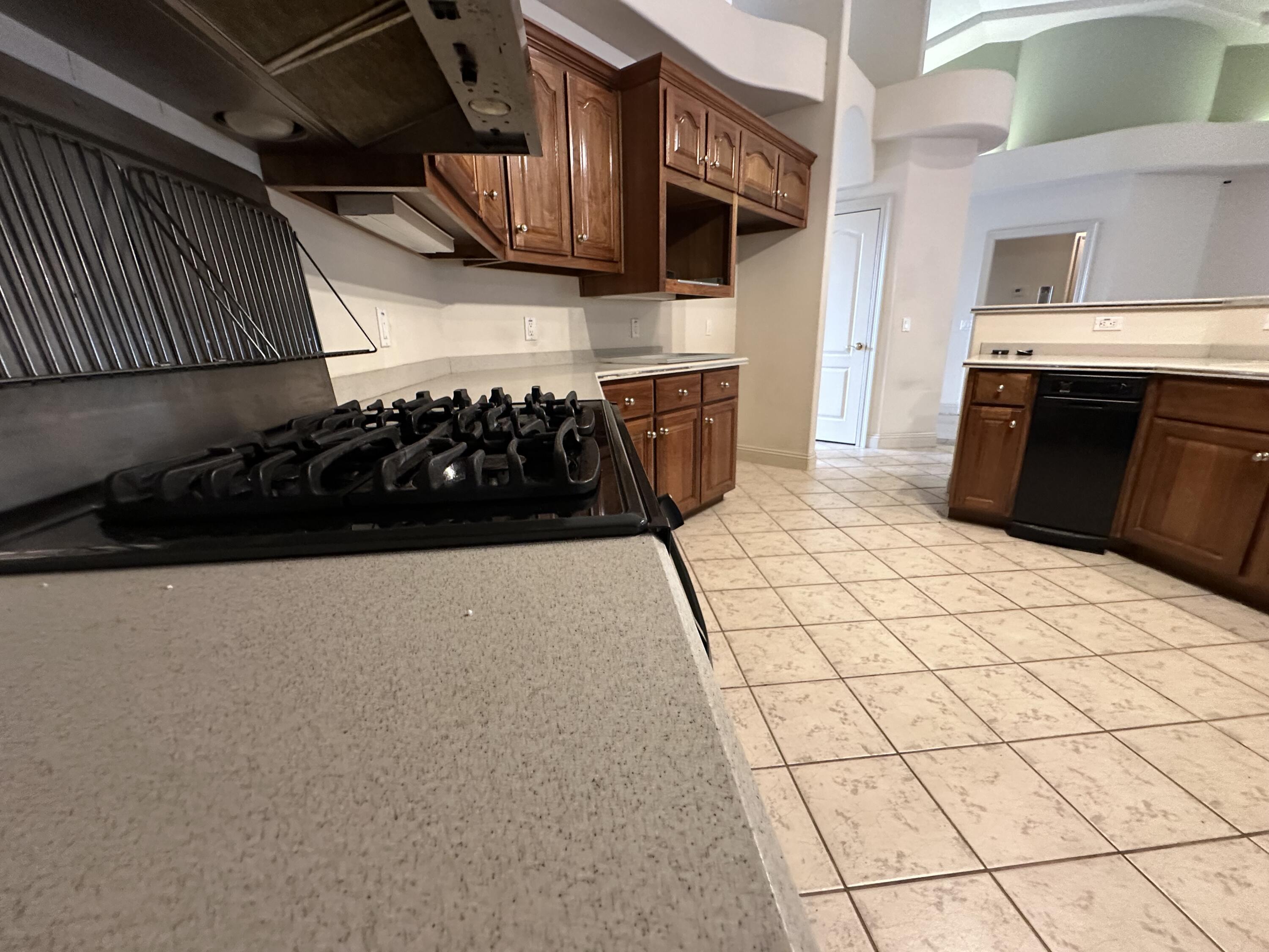 CROWN POINTE ESTATES - Residential