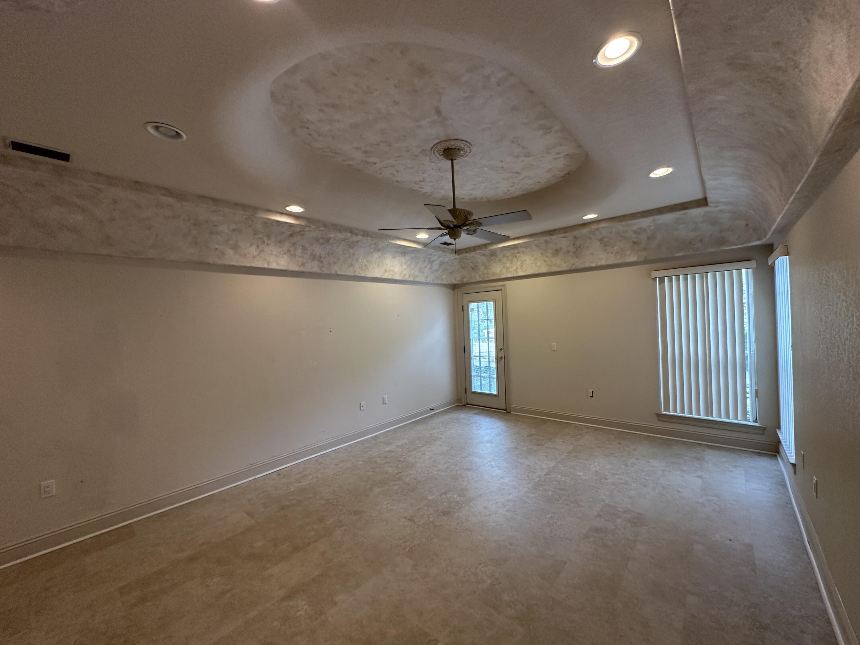 CROWN POINTE ESTATES - Residential