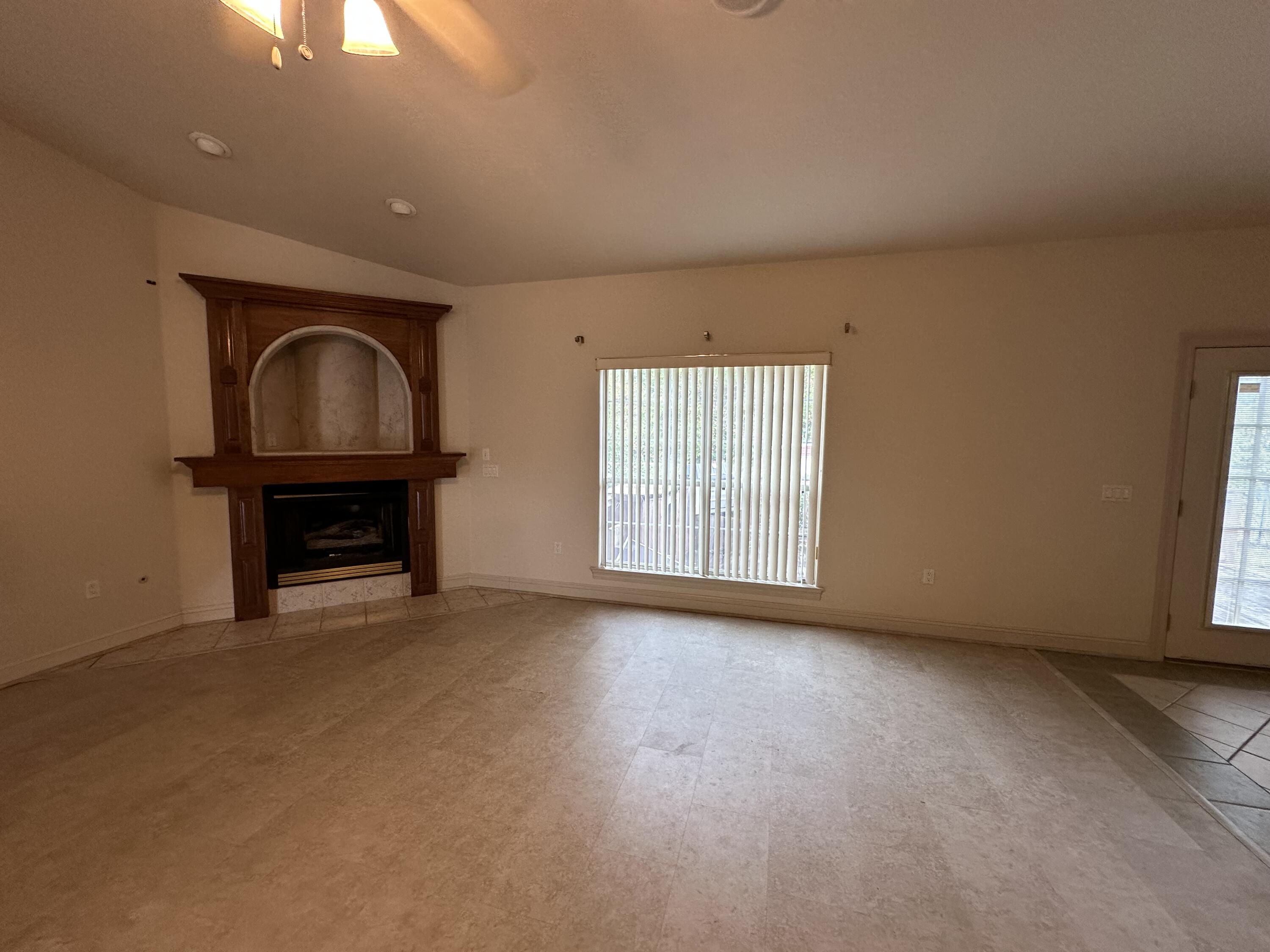 CROWN POINTE ESTATES - Residential