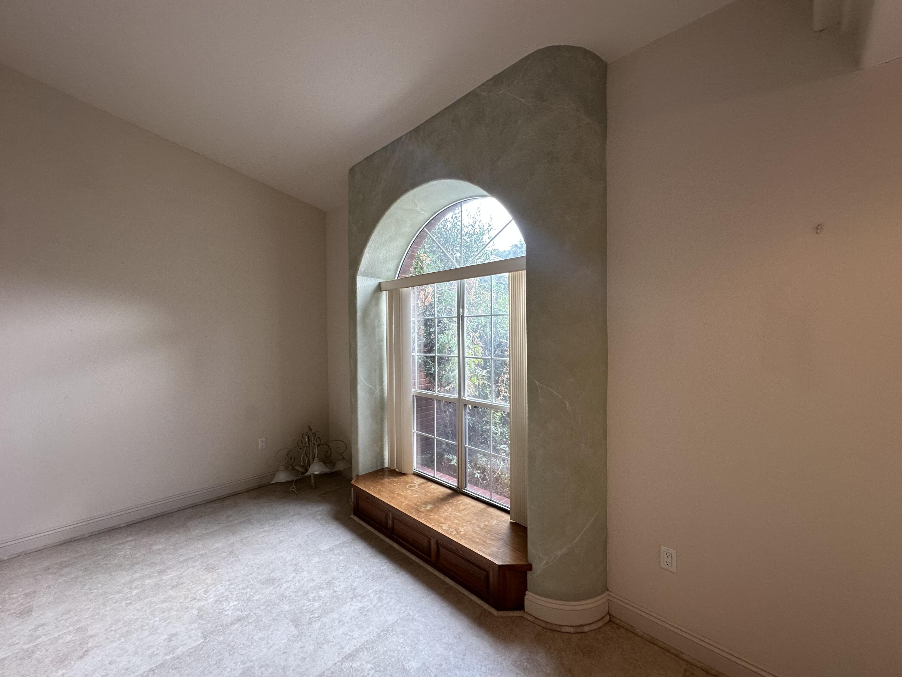 CROWN POINTE ESTATES - Residential