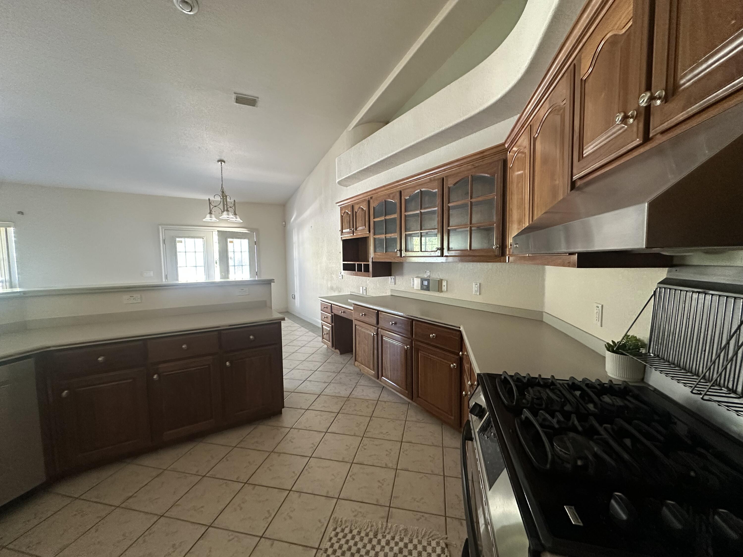 CROWN POINTE ESTATES - Residential