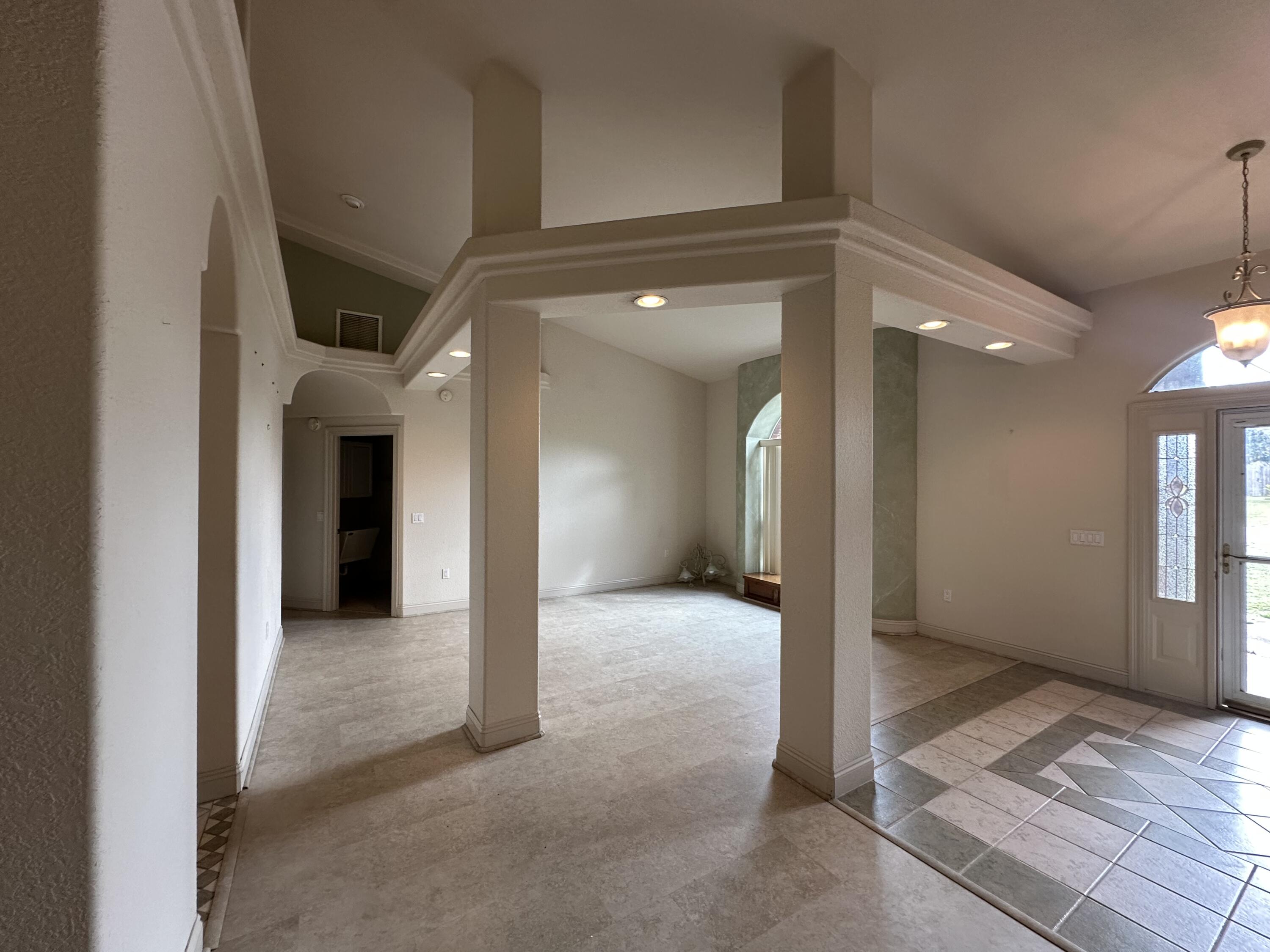 CROWN POINTE ESTATES - Residential