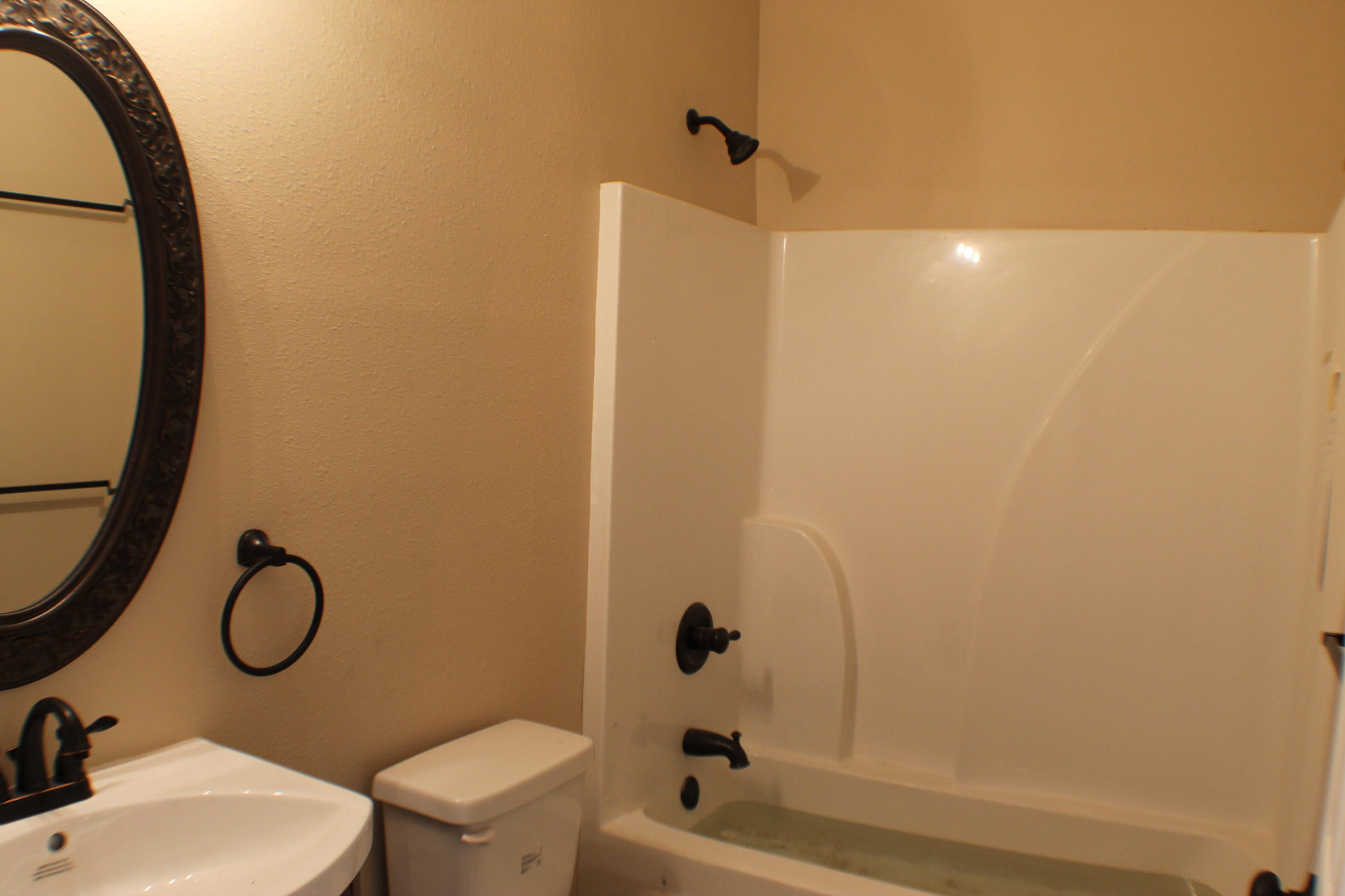 MORRIS ADDN TO CRESTVIEW - Residential