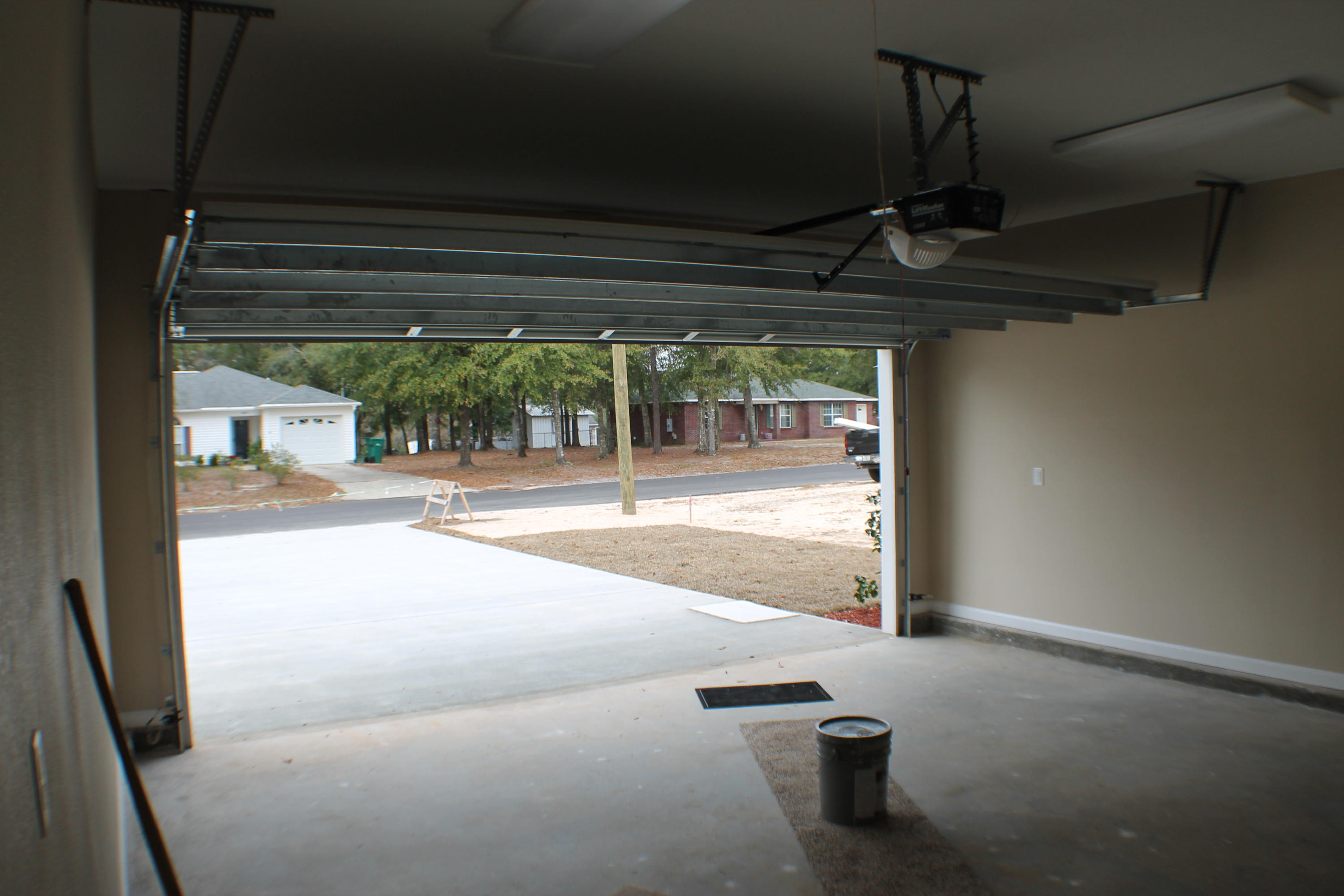 MORRIS ADDN TO CRESTVIEW - Residential