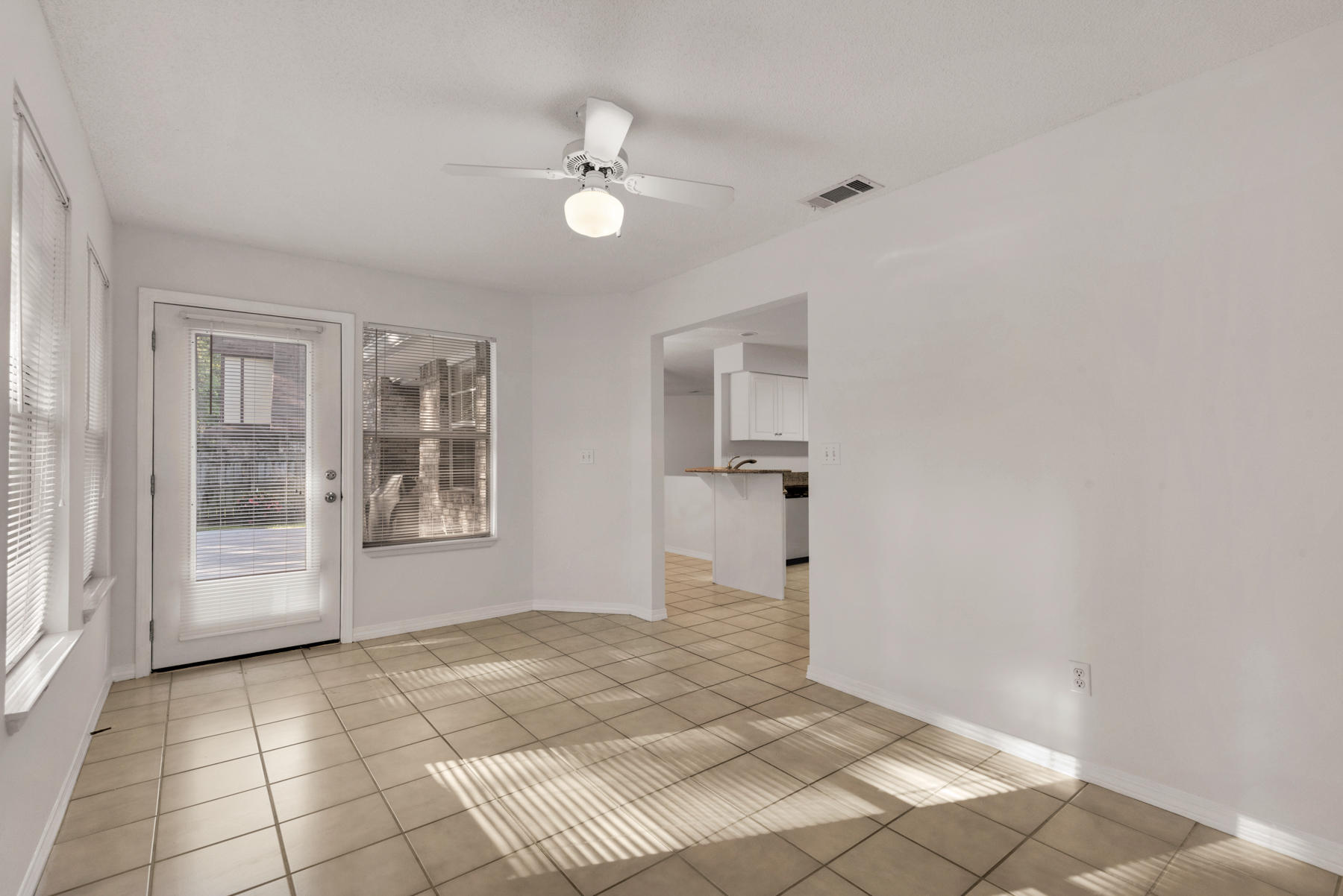 ST ANDREWS SOUTH BLUEWATER BAY 1 - Residential