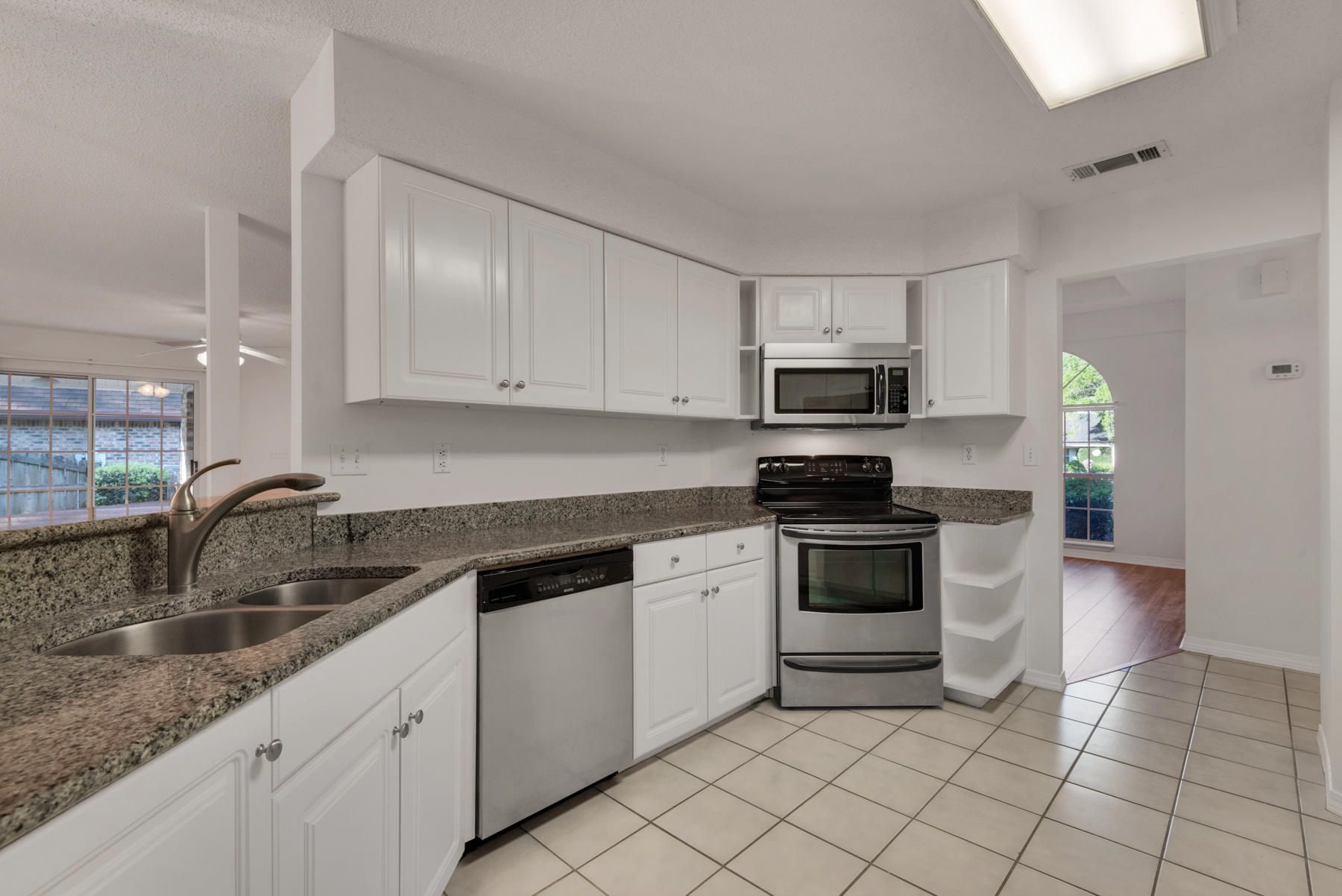 ST ANDREWS SOUTH BLUEWATER BAY 1 - Residential