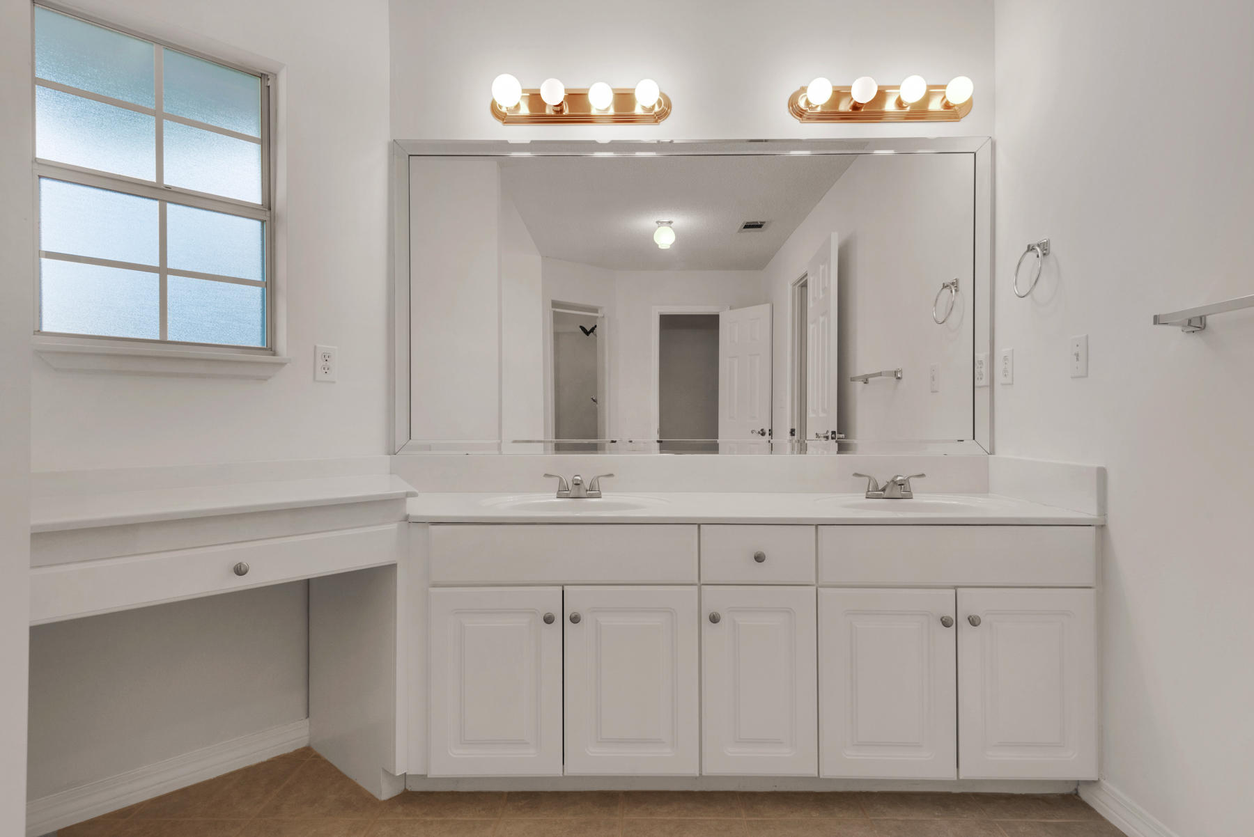 ST ANDREWS SOUTH BLUEWATER BAY 1 - Residential