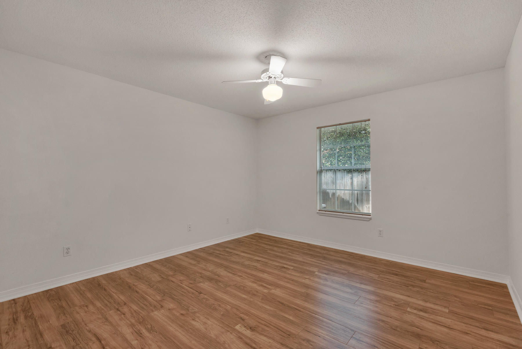 ST ANDREWS SOUTH BLUEWATER BAY 1 - Residential