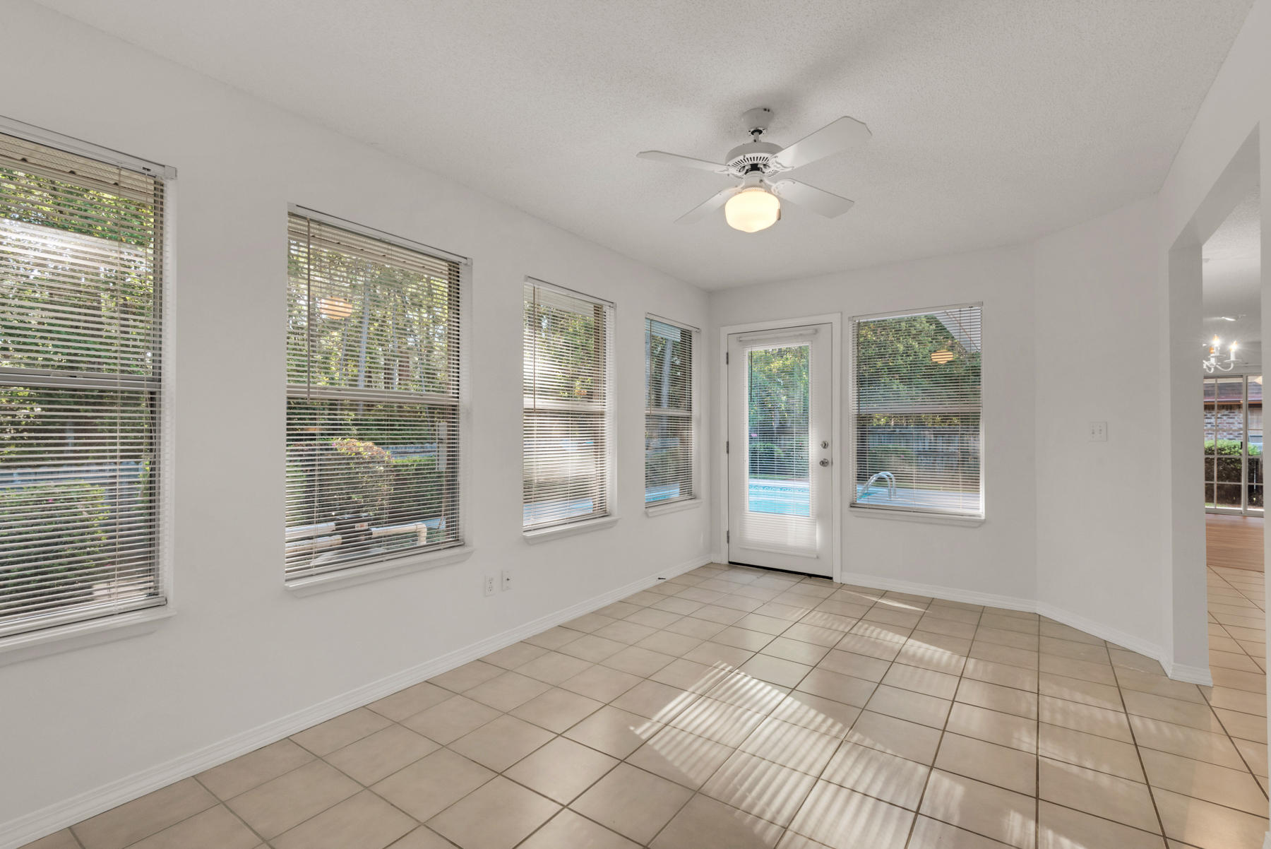 ST ANDREWS SOUTH BLUEWATER BAY 1 - Residential