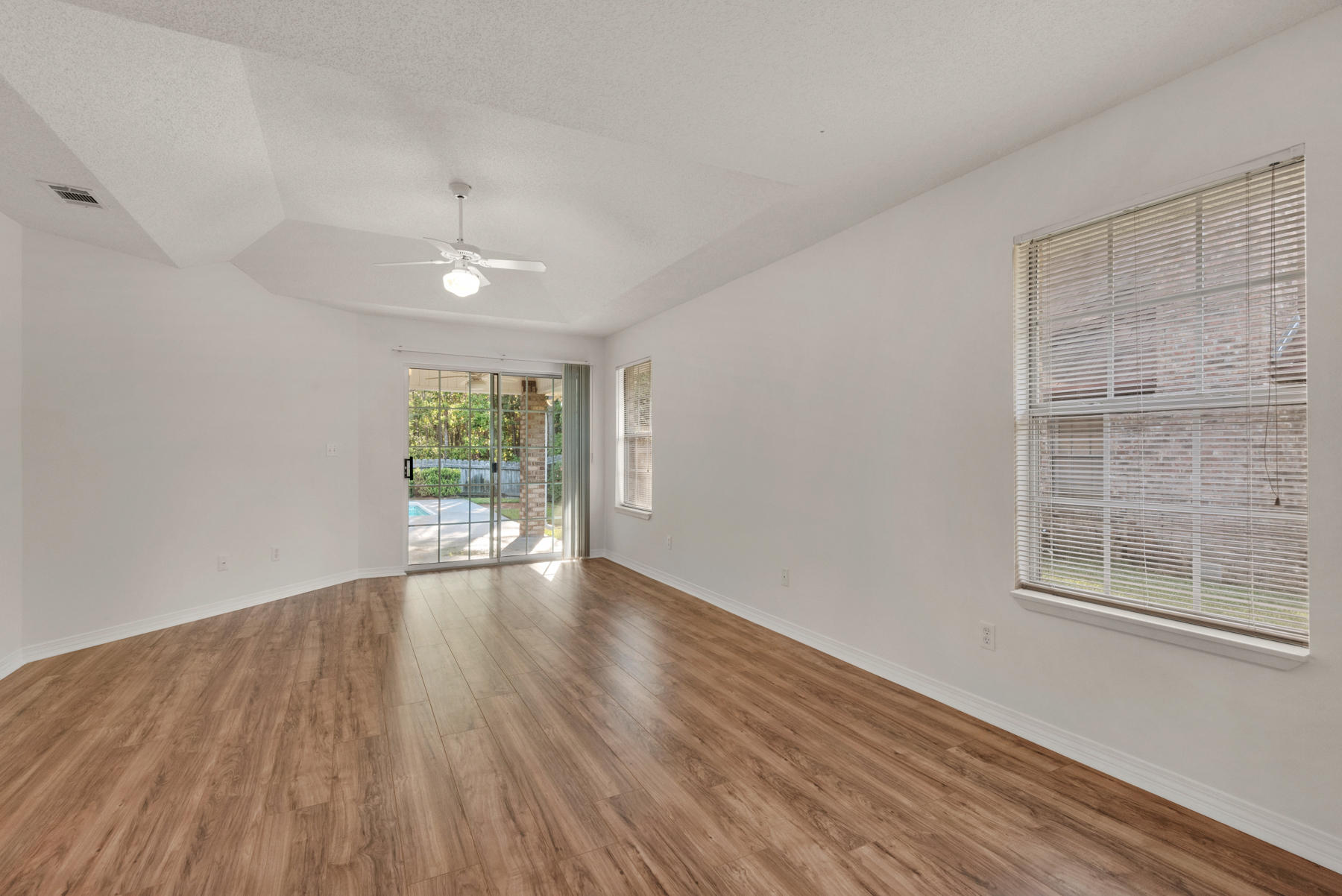 ST ANDREWS SOUTH BLUEWATER BAY 1 - Residential