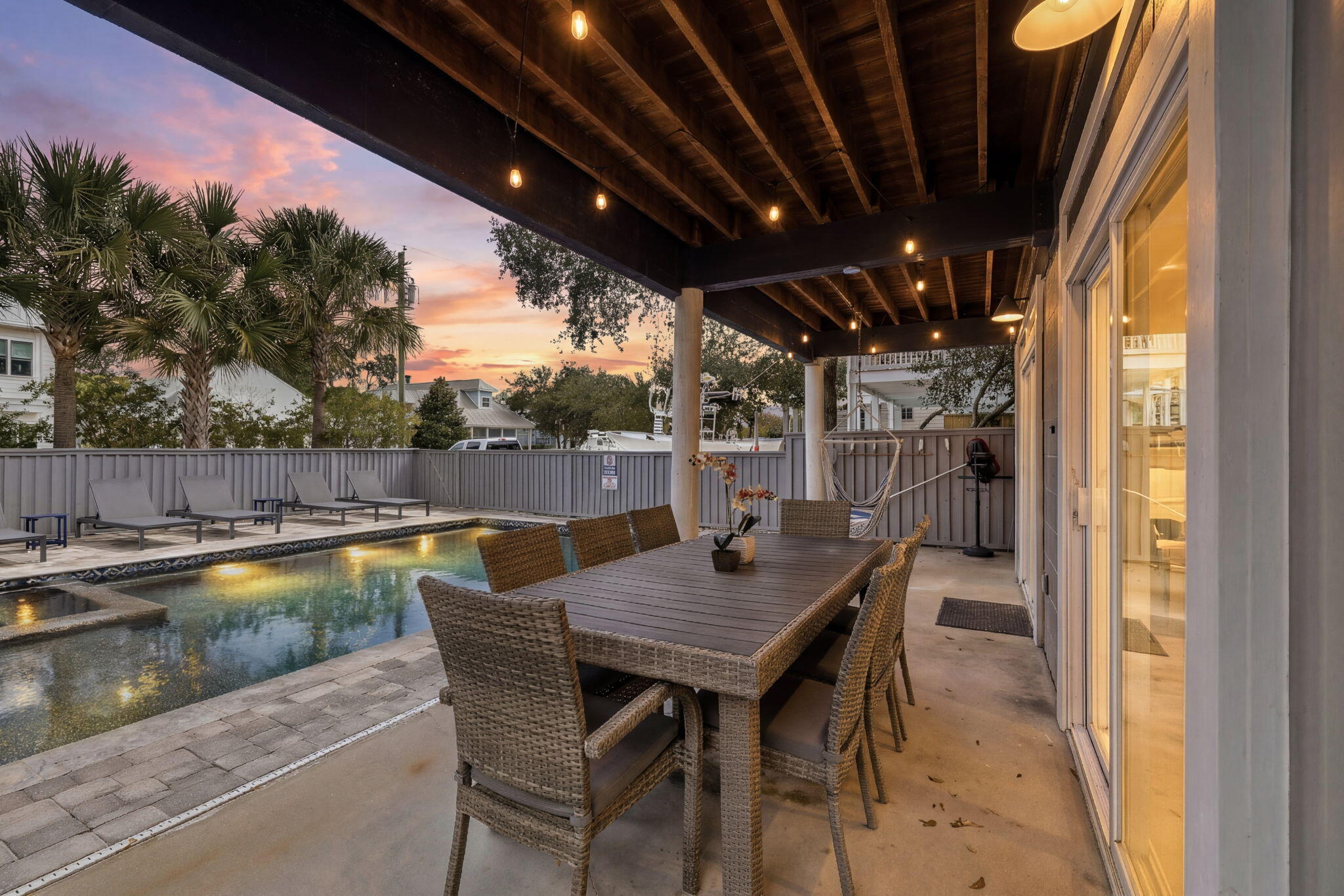 DALTON UNREC - Residential