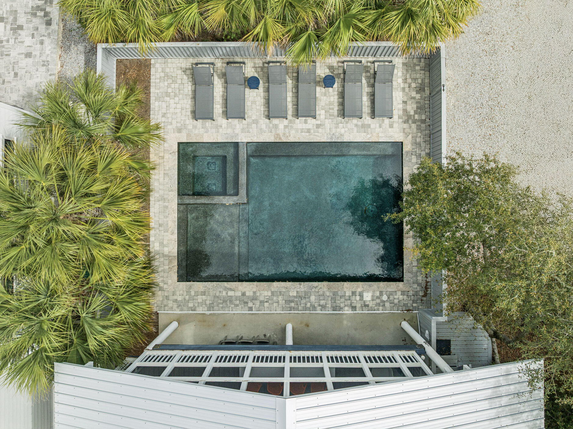 DALTON UNREC - Residential