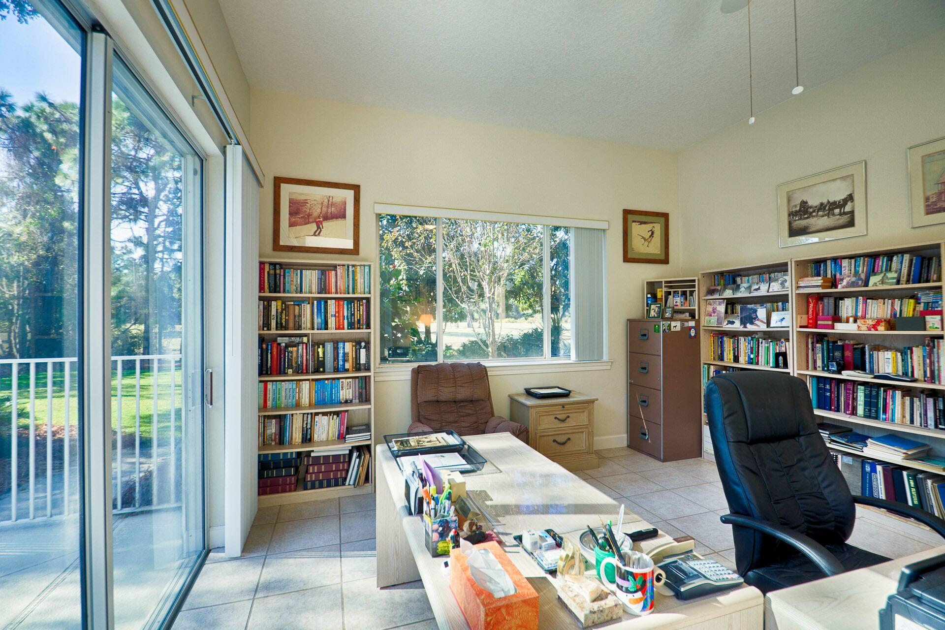 REGATTA BAY - Residential