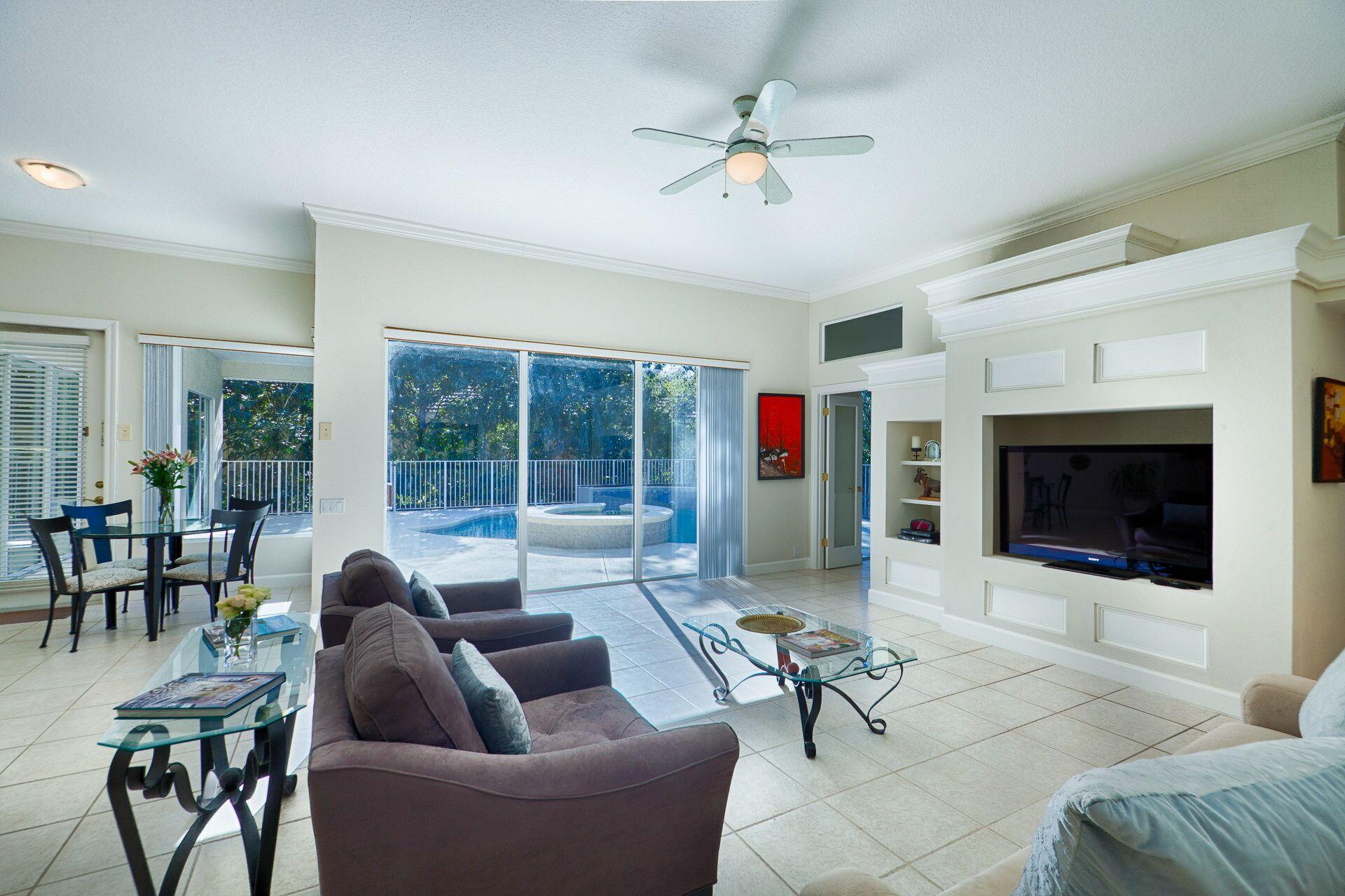 REGATTA BAY - Residential