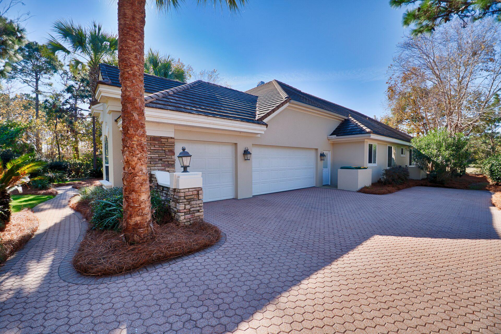 REGATTA BAY - Residential