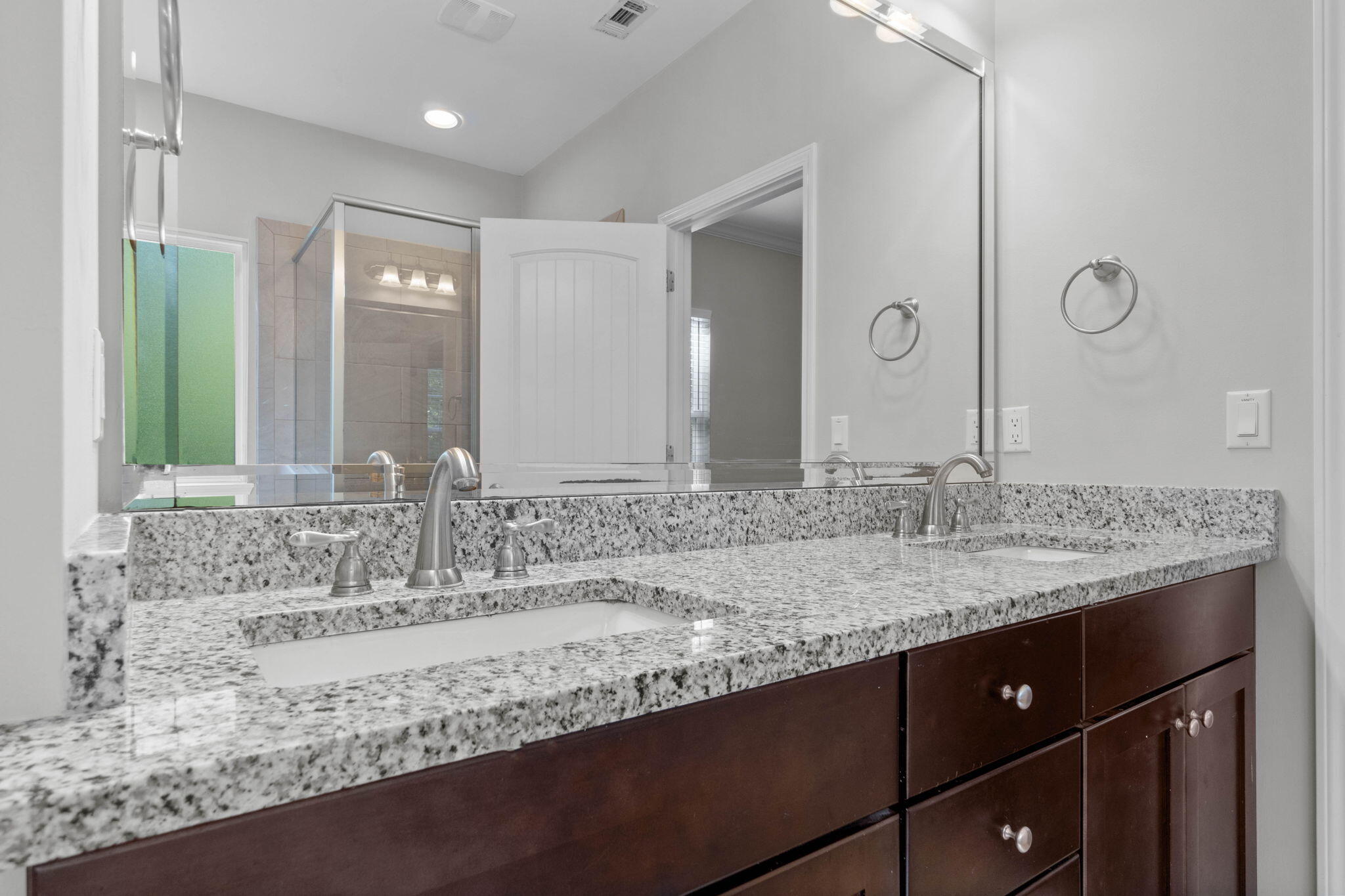 ENDICOTT VILLAGE - Residential
