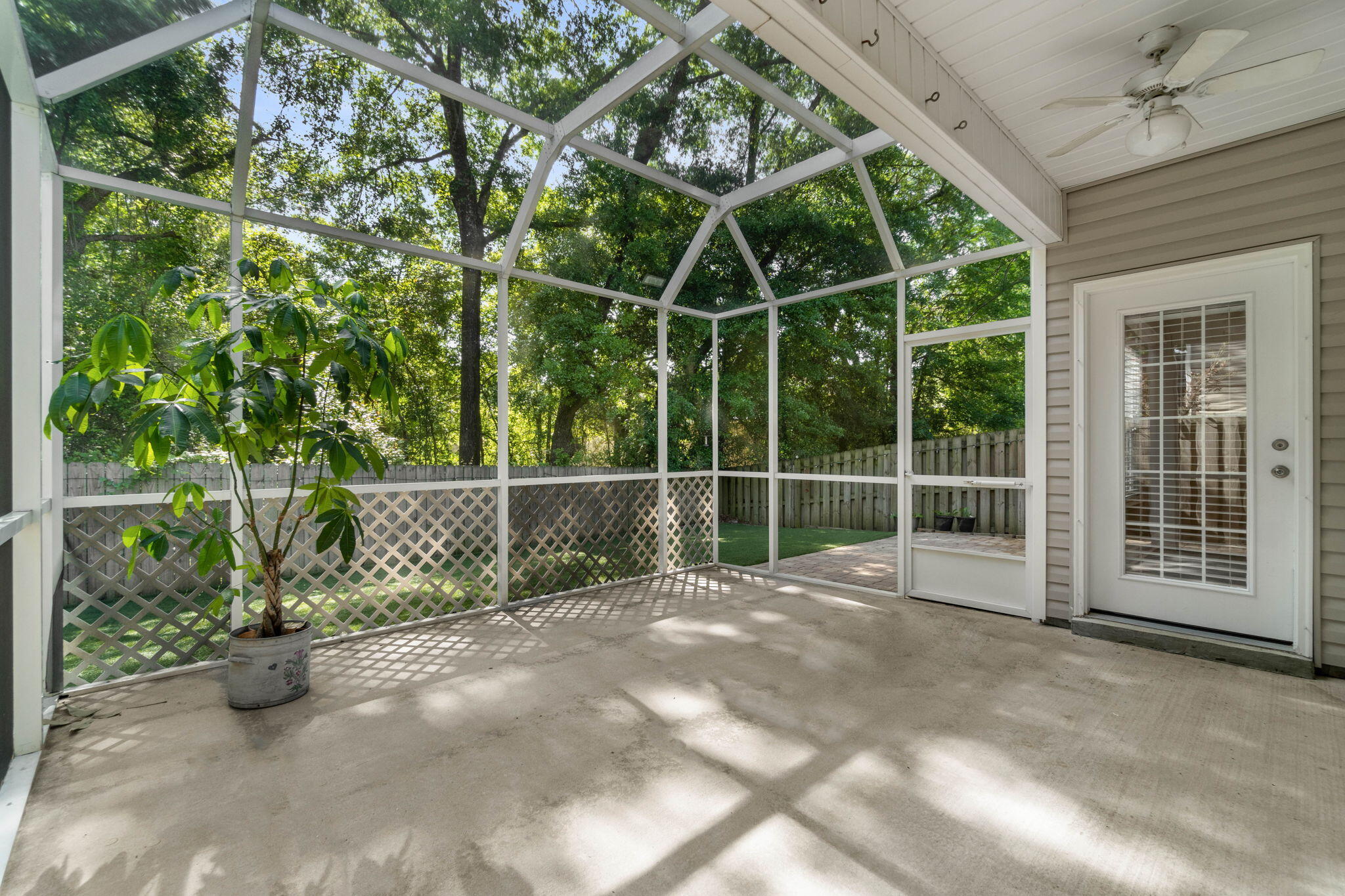 ENDICOTT VILLAGE - Residential
