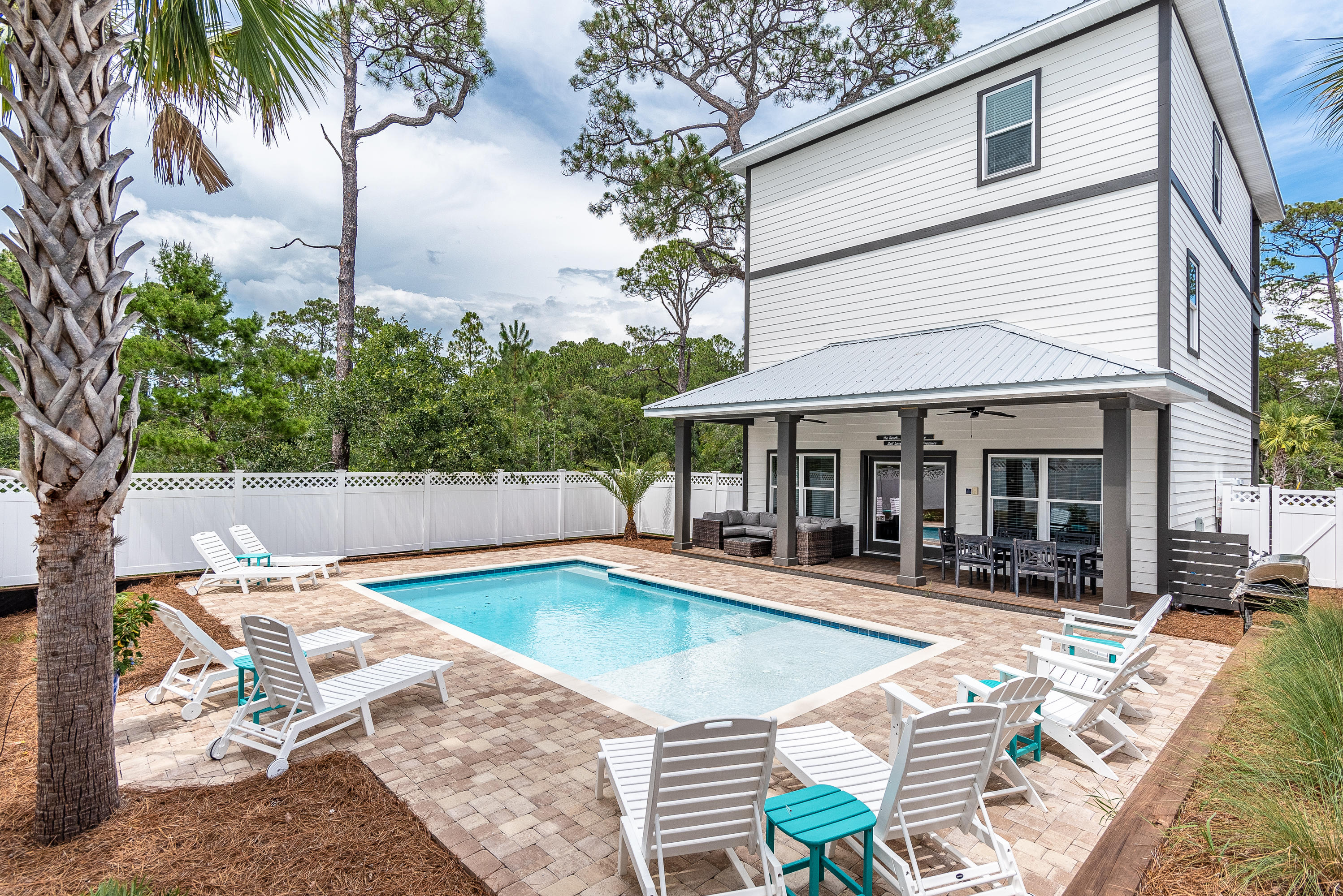 GULF SHORE MANOR - Residential