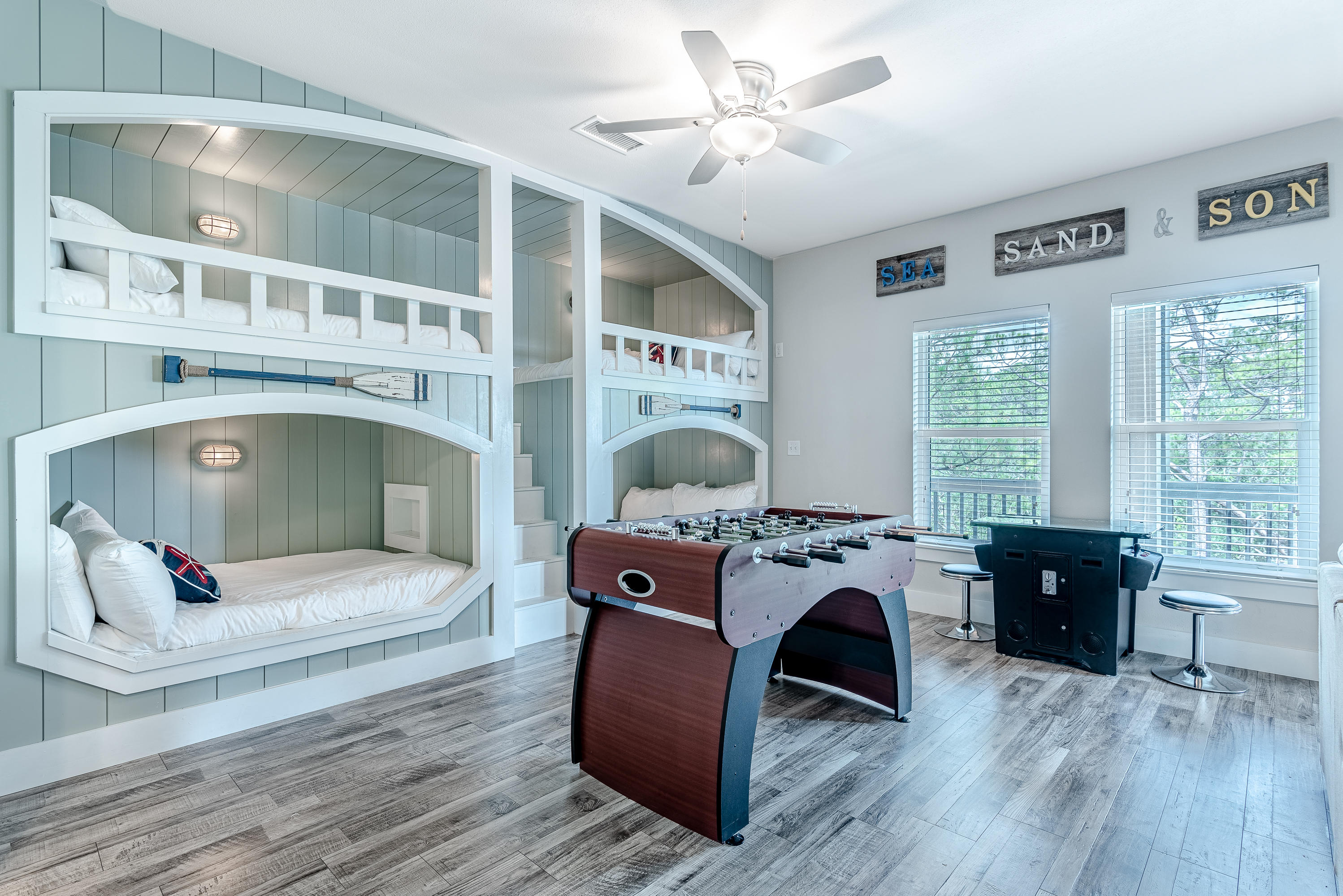 GULF SHORE MANOR - Residential