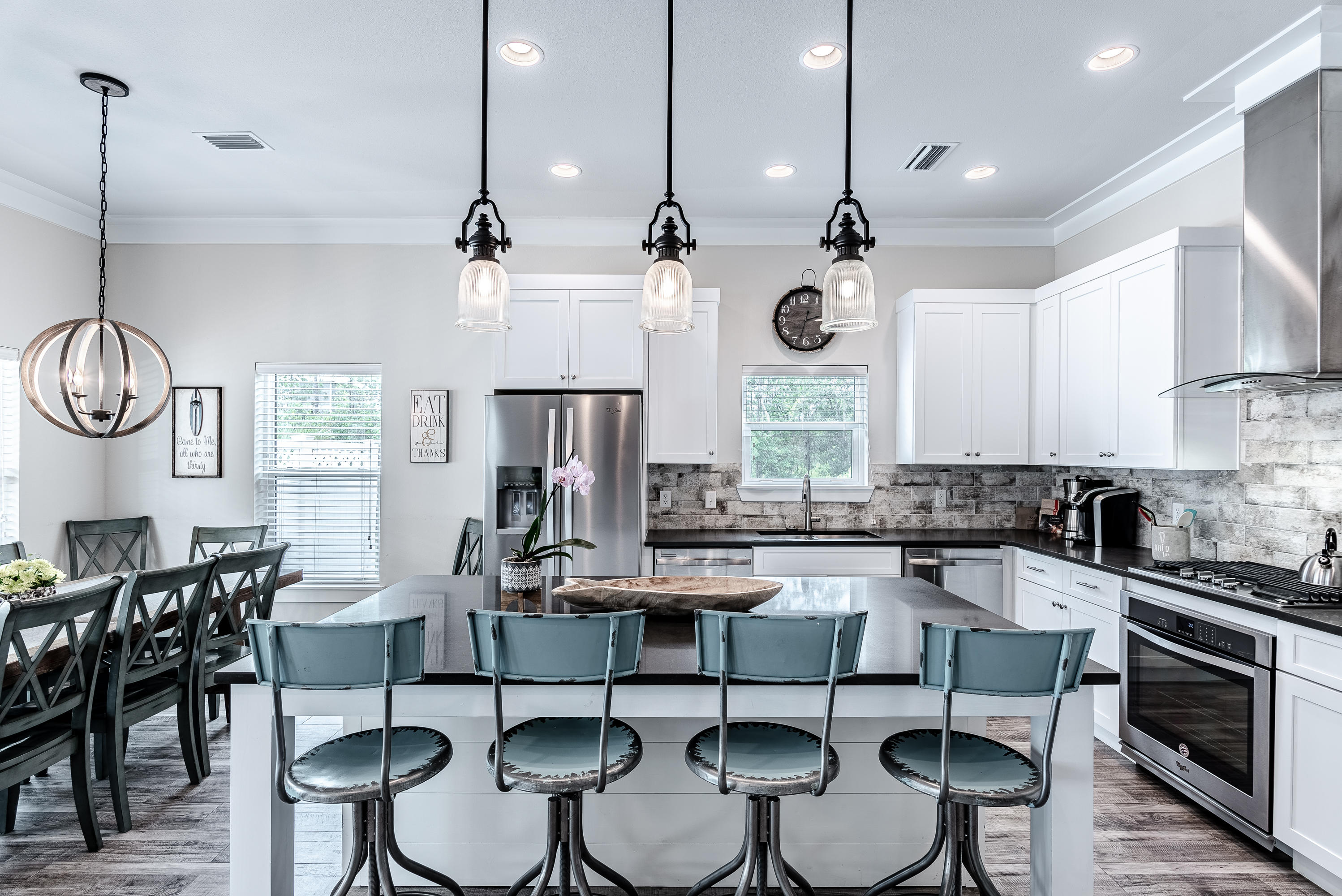 GULF SHORE MANOR - Residential
