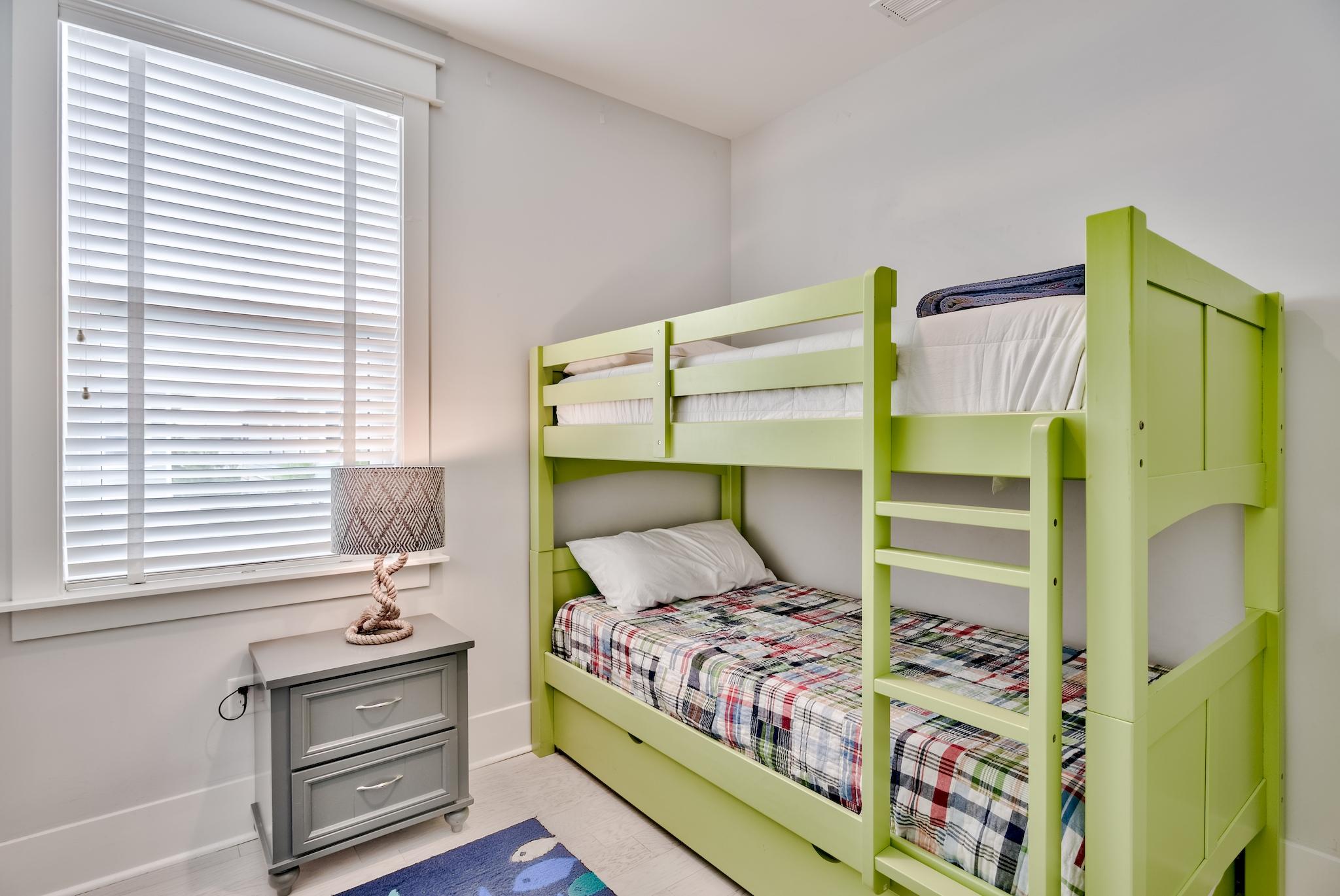 NATUREWALK AT SEAGROVE - Residential