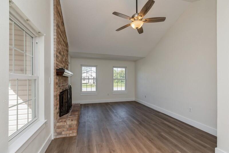 HIDDEN TRAILS PH 1 - Residential