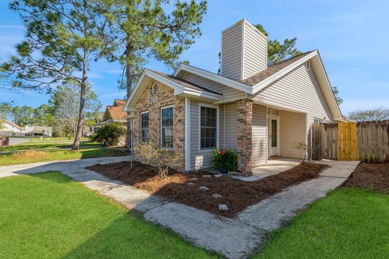 HIDDEN TRAILS PH 1 - Residential