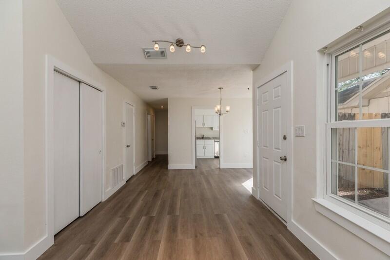 HIDDEN TRAILS PH 1 - Residential