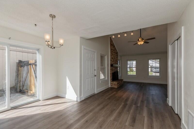 HIDDEN TRAILS PH 1 - Residential