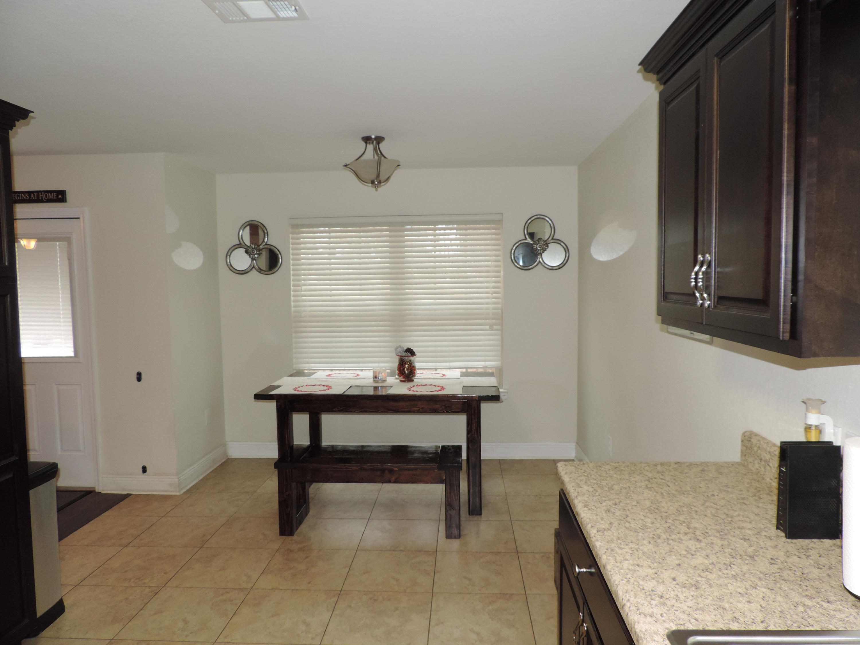 CRESTVIEW MANOR - Residential