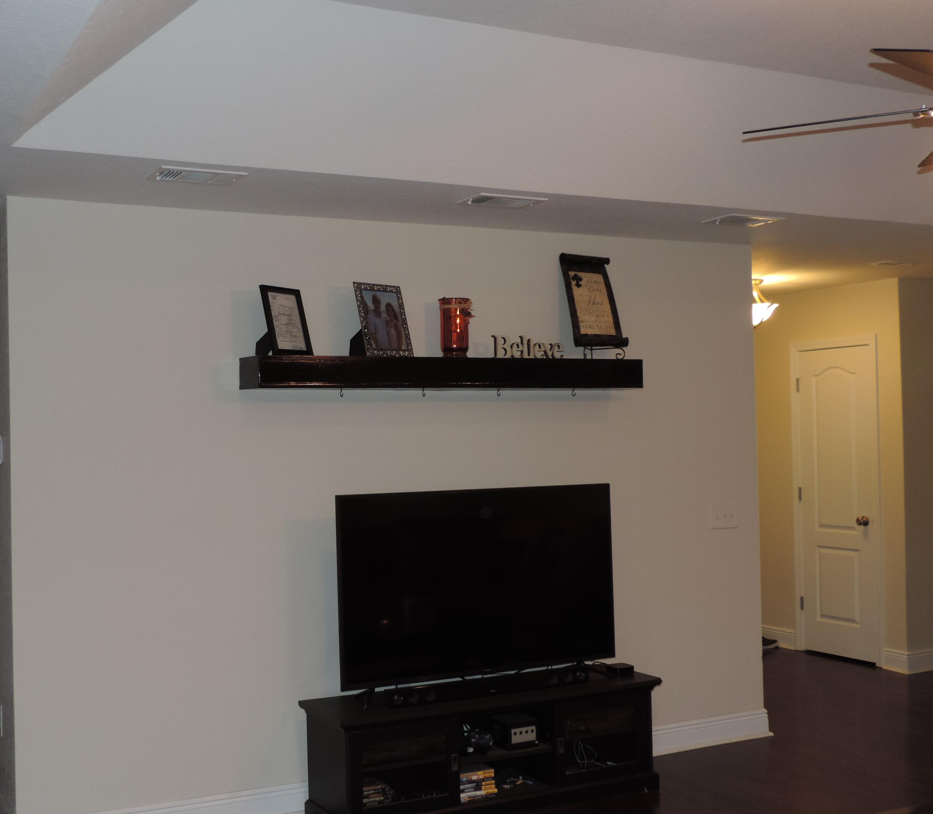 CRESTVIEW MANOR - Residential