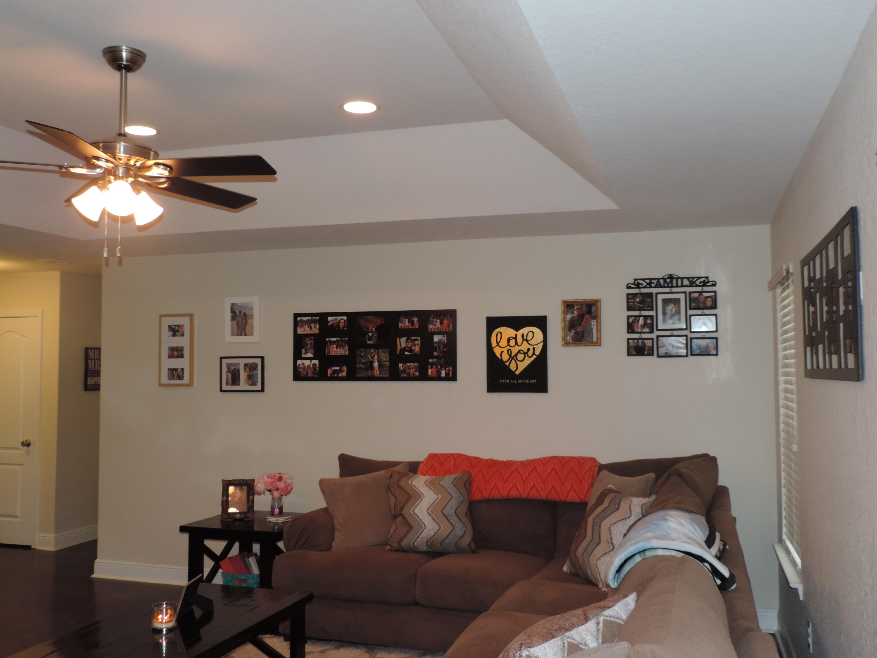 CRESTVIEW MANOR - Residential