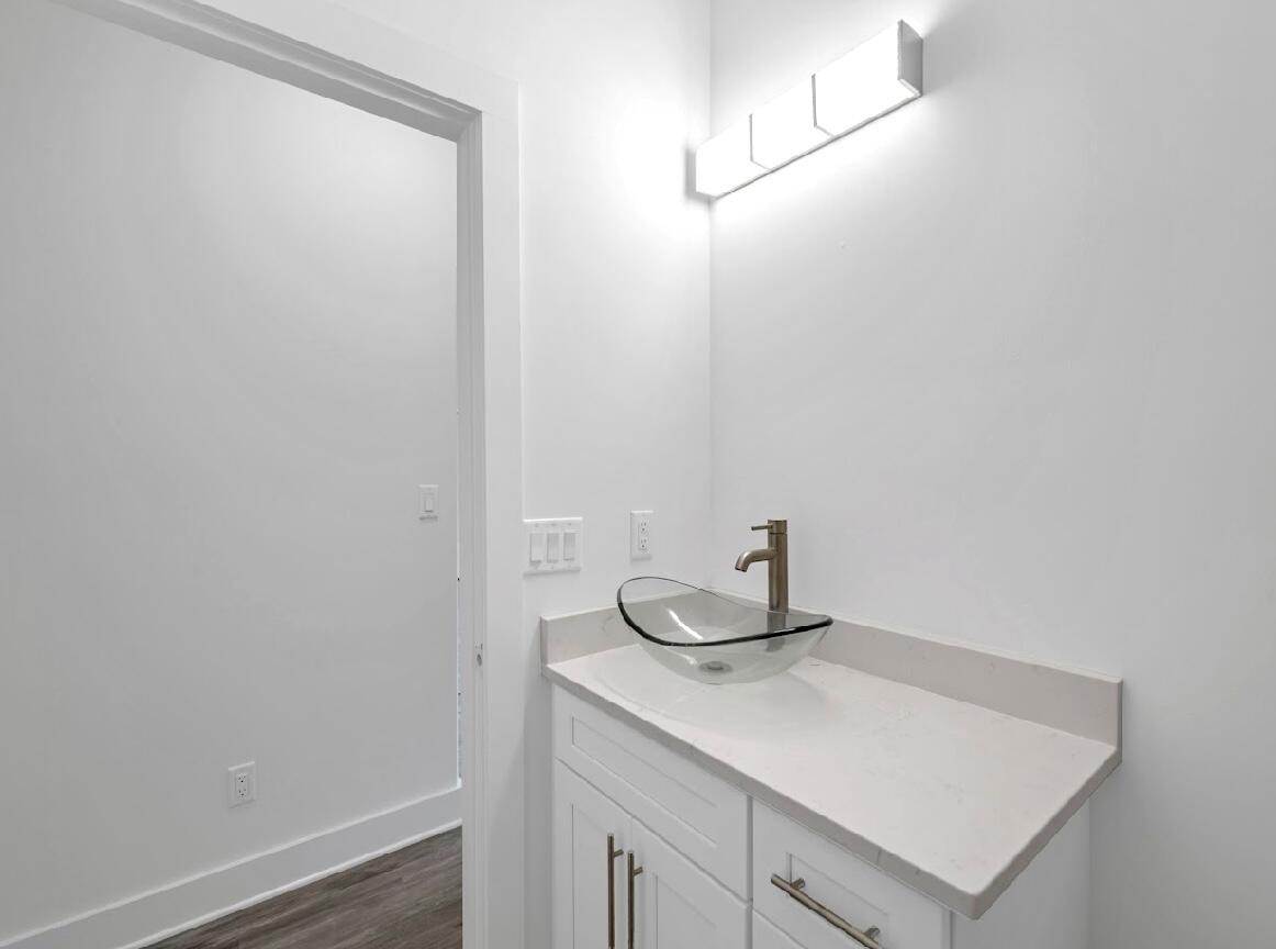 OAKWOOD HILLS UNIT 3 - Residential