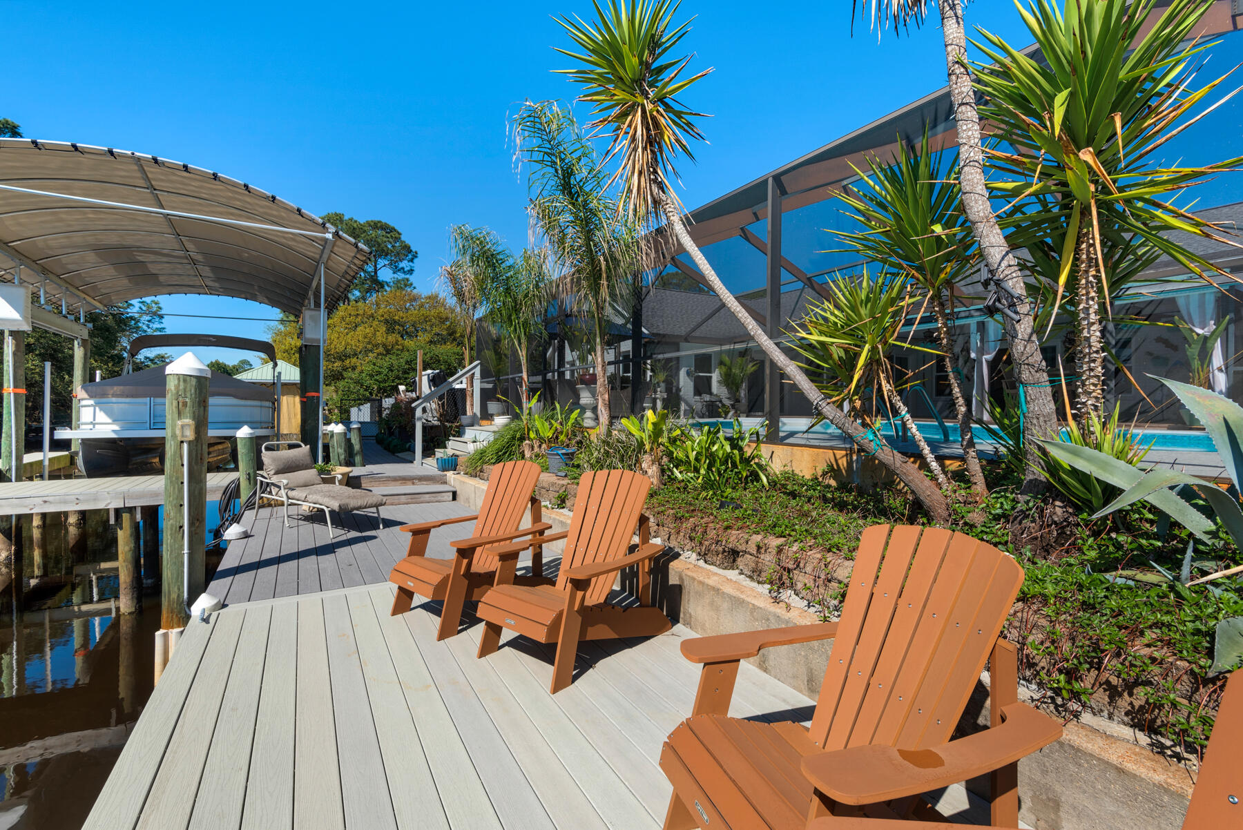 POLYNESIAN ISLANDS - Residential