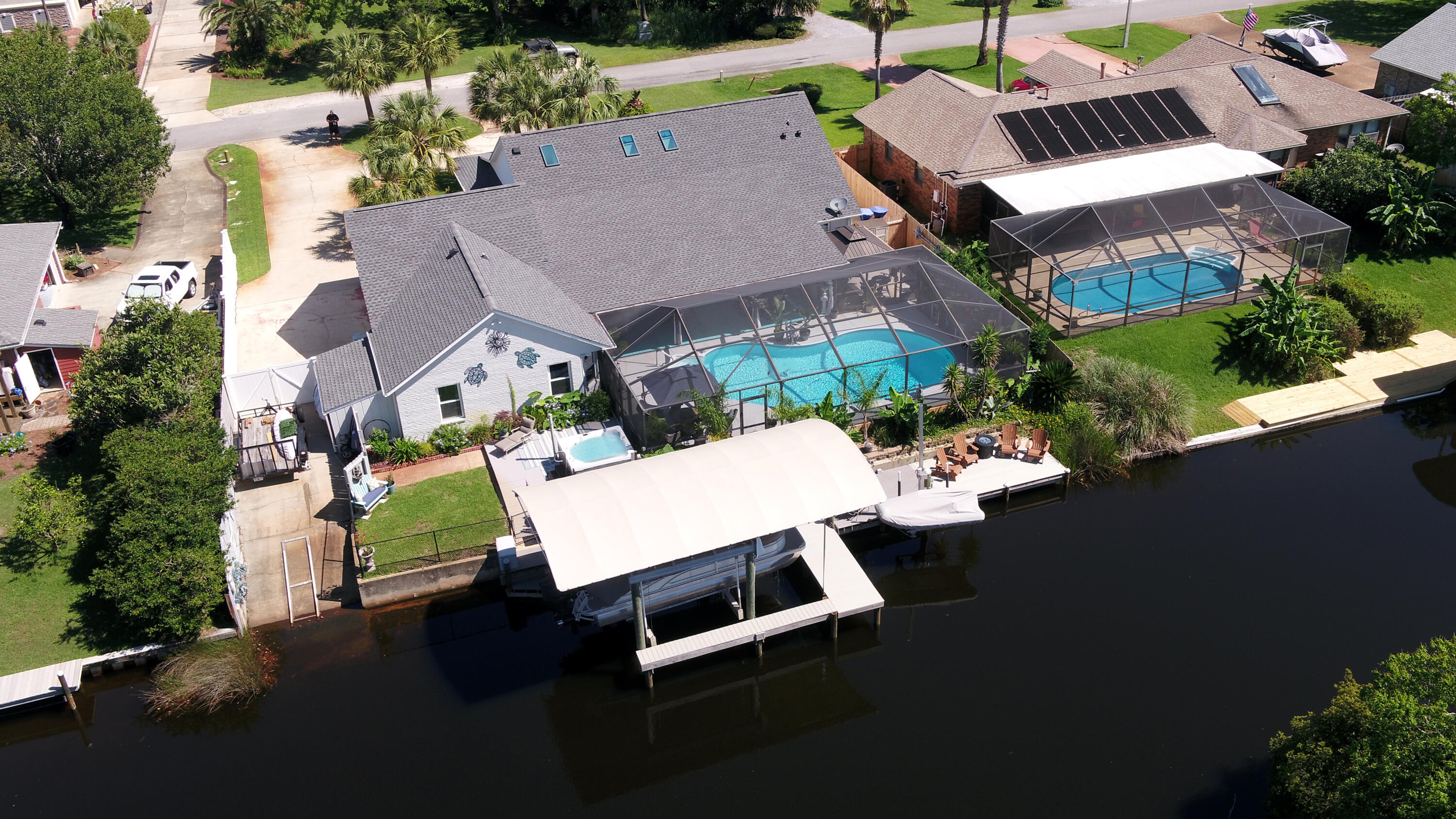 POLYNESIAN ISLANDS - Residential