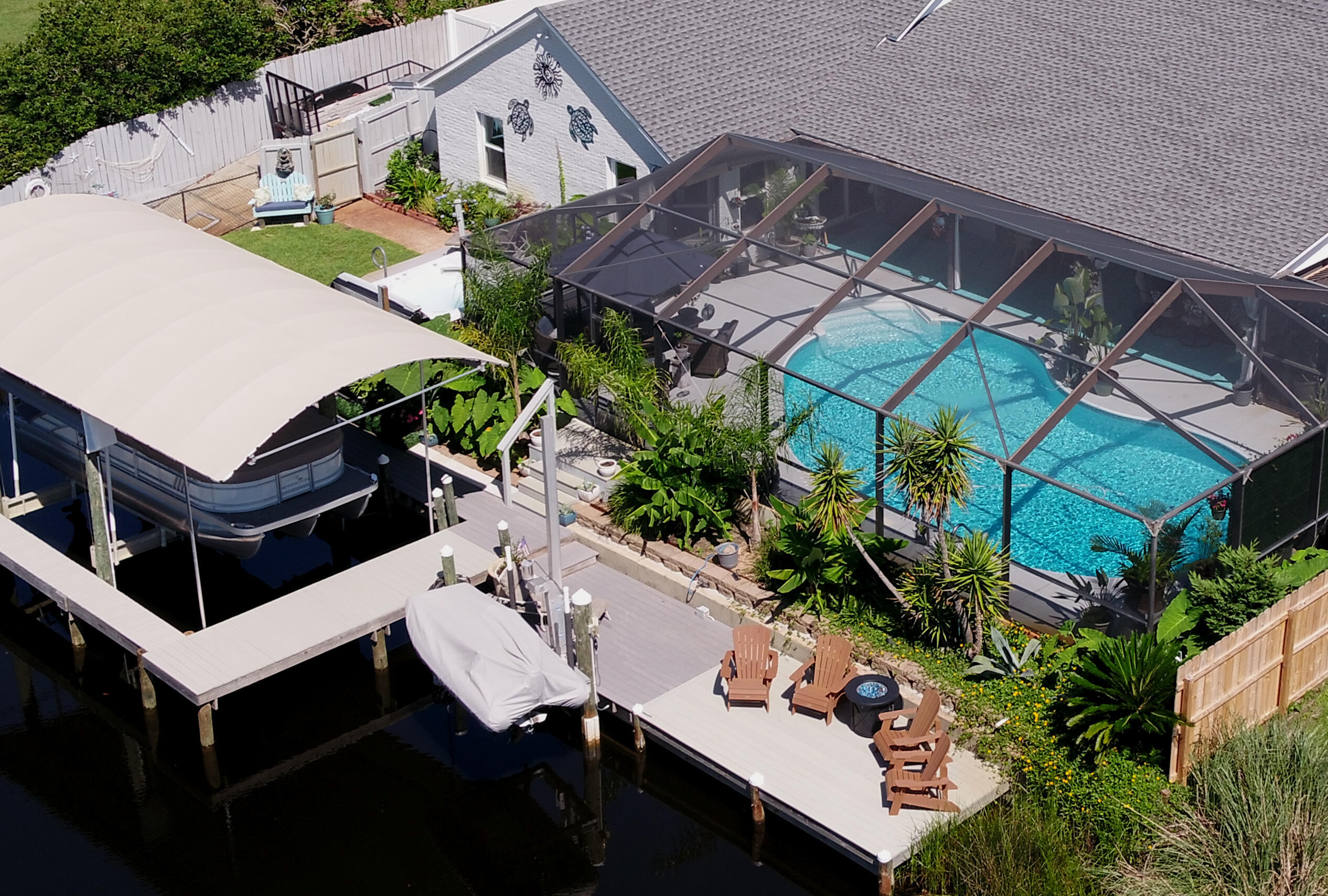 POLYNESIAN ISLANDS - Residential