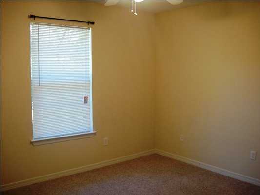 HOLLEY SHORES 1ST ADDN - Residential Lease