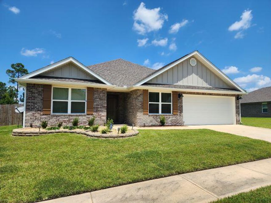 AVAILABLE NOW -Nearly New, 5 bedroom 3 bath all brick beauty nestled in desirable Heritage Plantation.  This Sawyer plan offers a spacious, open floor plan, wood look floors and a screened back patio.  Kitchen sports stainless appliances, large corner pantry and island bar for extra seating in addition to the breakfast nook and separate dining area.  Large primary bedroom with double vanity, large shower and walk in closet.    Just minutes from shopping, schools and eateries.  Tenant to verify items of importance such as room sizes and school zones.