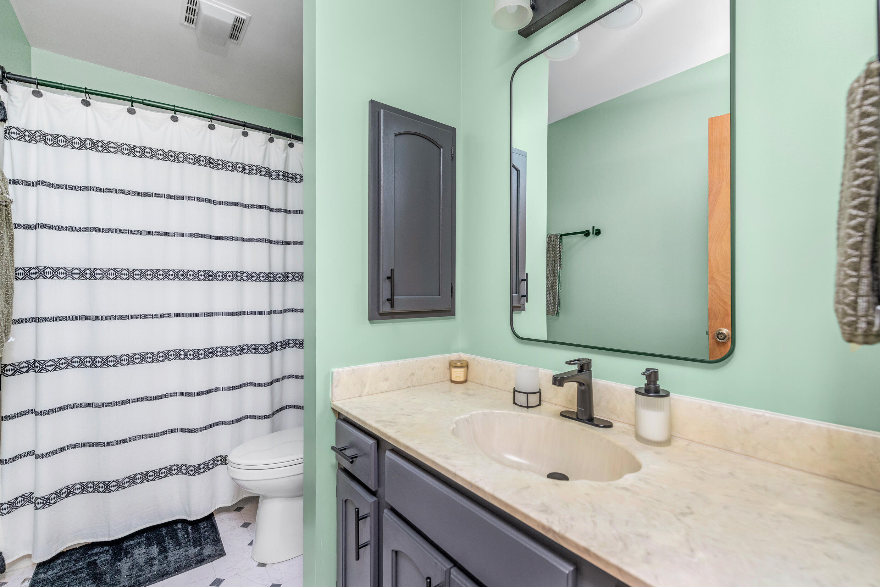 CEDAR RIDGE - Residential