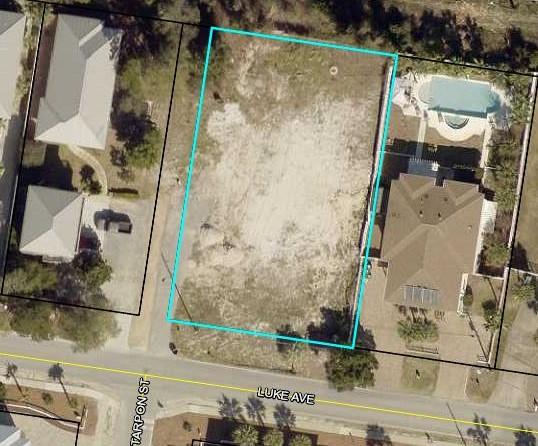 CRYSTAL BEACH - Land