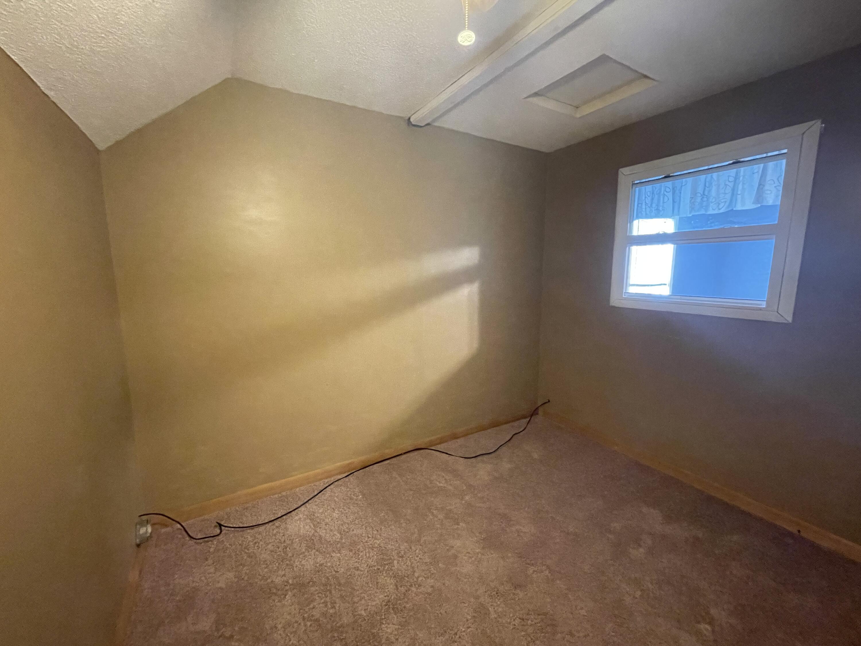 METES & BOUNDS - Residential Lease