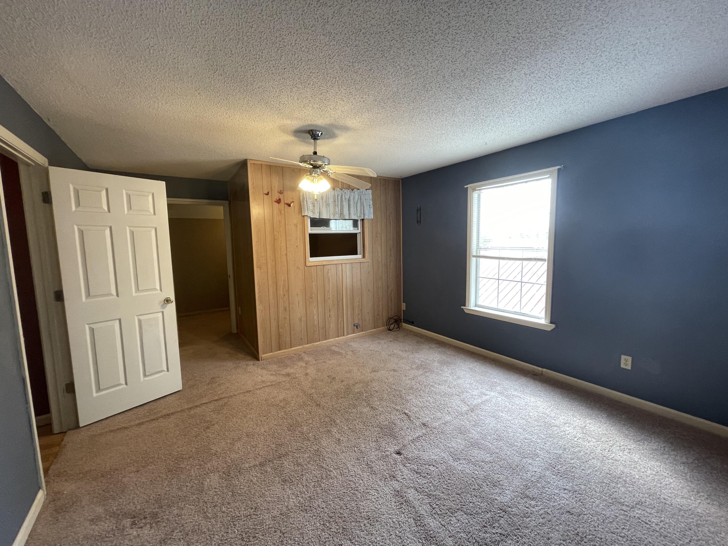 METES & BOUNDS - Residential Lease